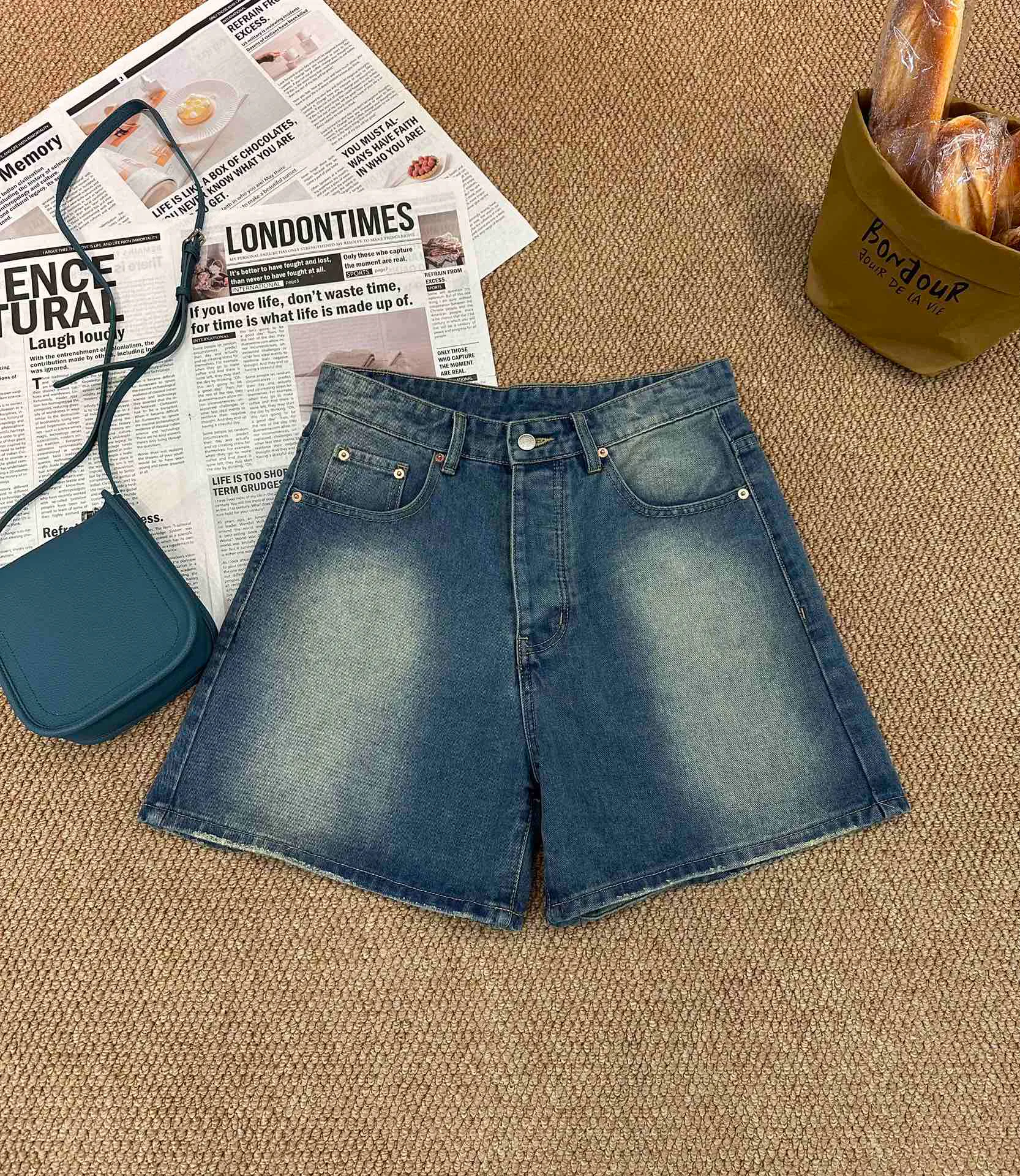 Шорты Женские Maison Margiela 12650181