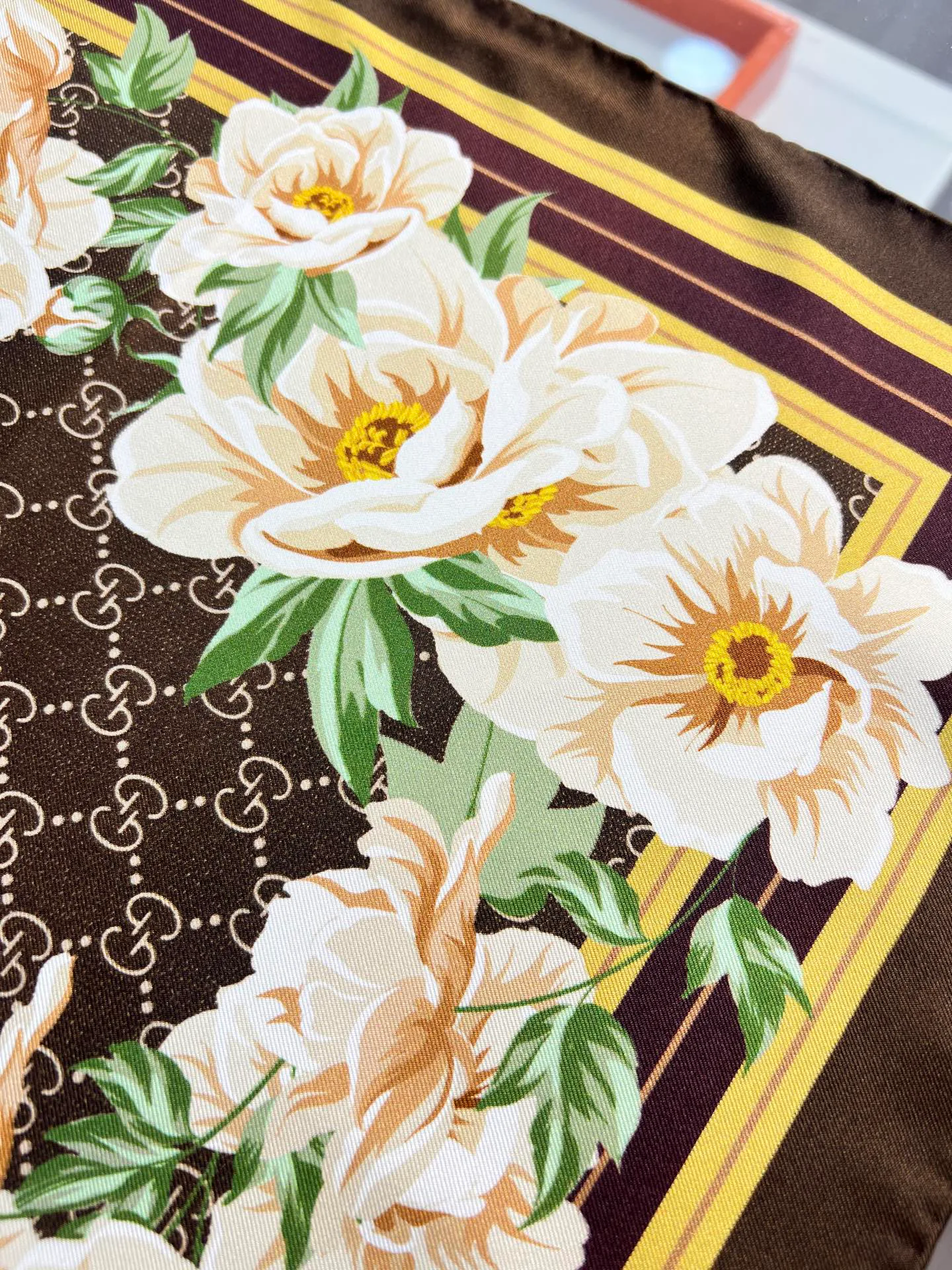 Шарфы Gucci 1020601