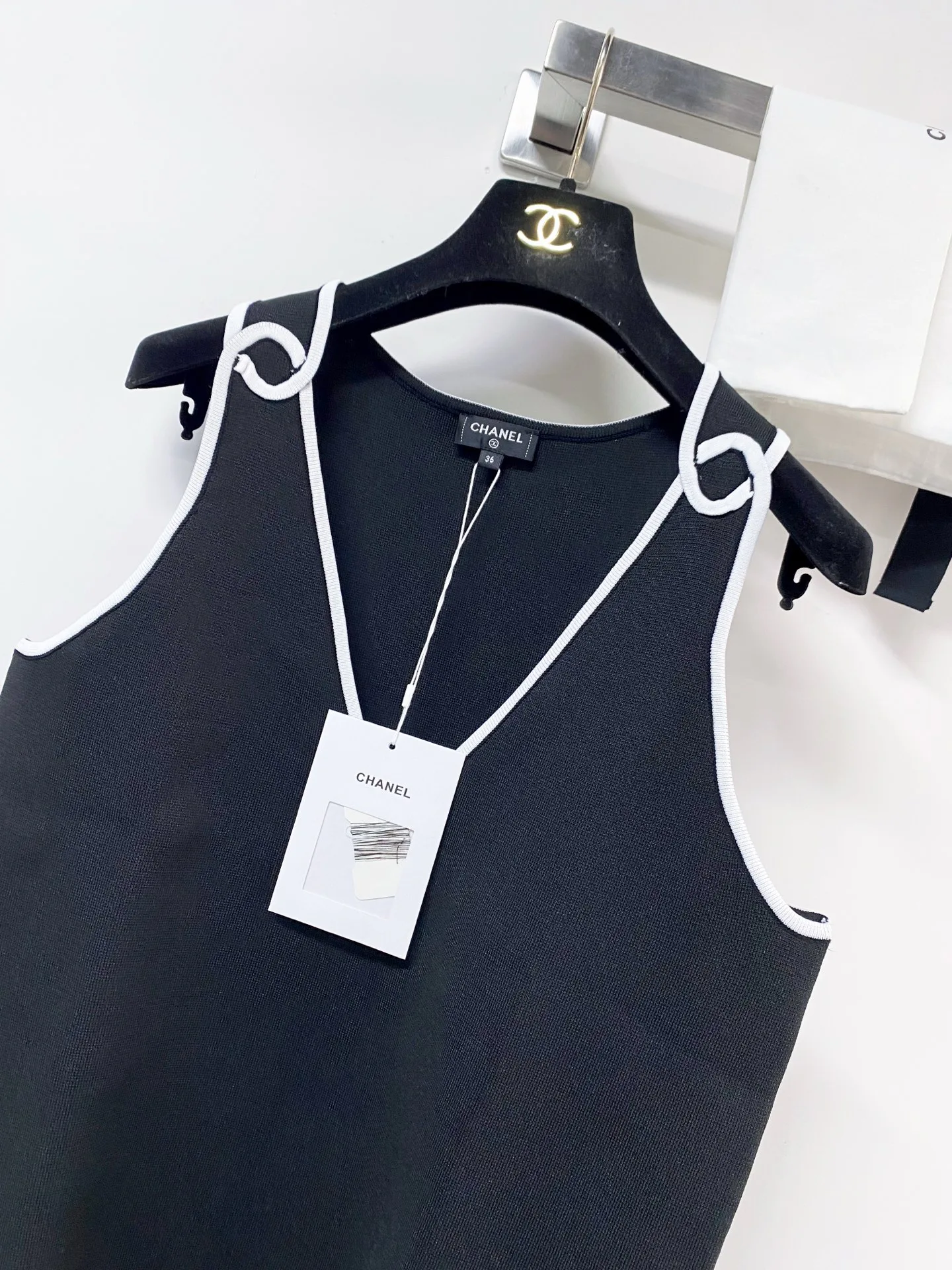 Жилеты Женские Chanel 11946153