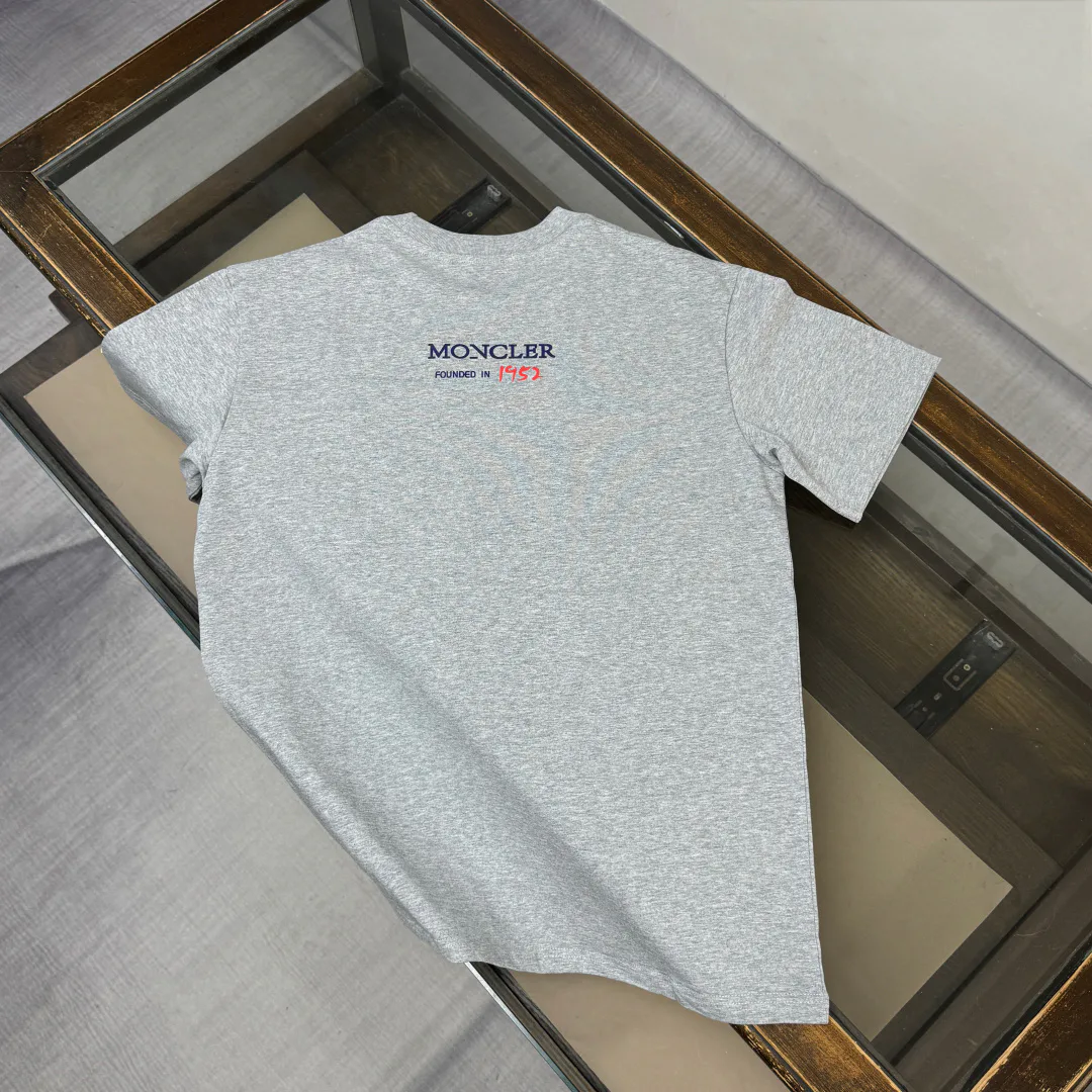 Футболки Женские Moncler 10201186