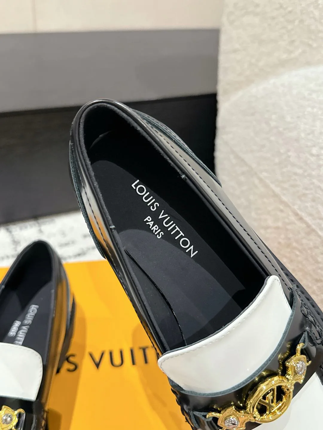 Лоферы И Мокасины Женские Louis Vuitton 2831