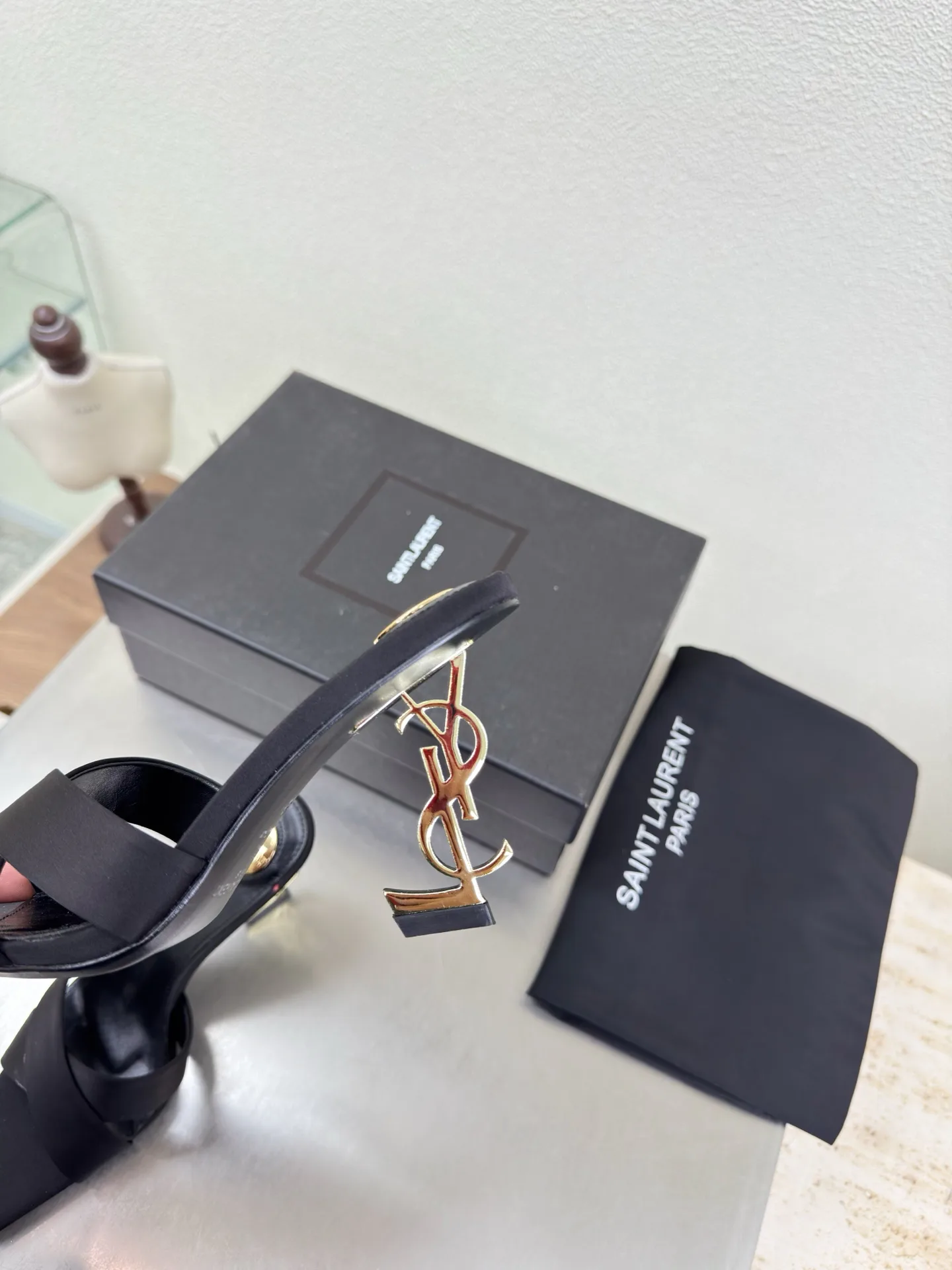 Босоножки Женские Saint Laurent 1693069