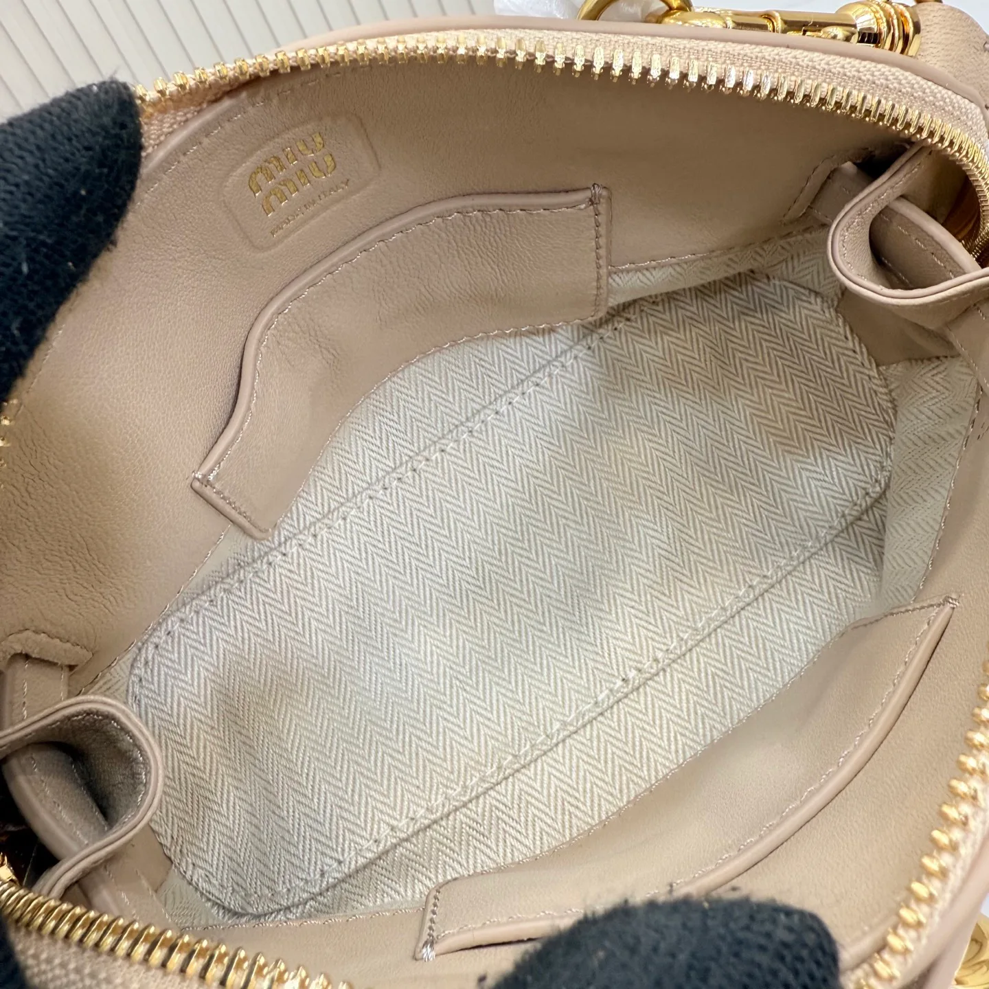 Классические Сумки Женские Miu Miu 11872250