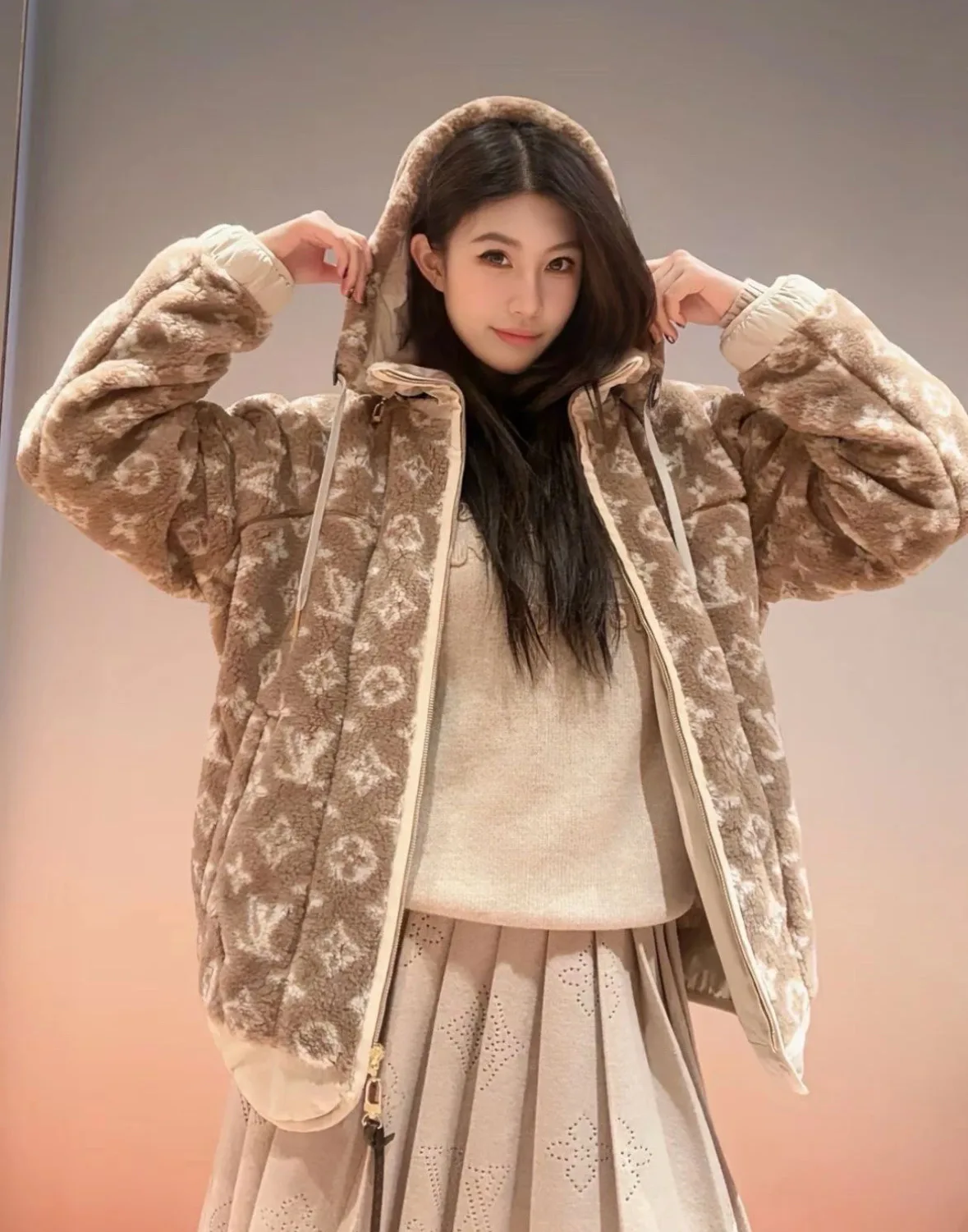 Куртки И Пуховики Женские Louis Vuitton 1110605