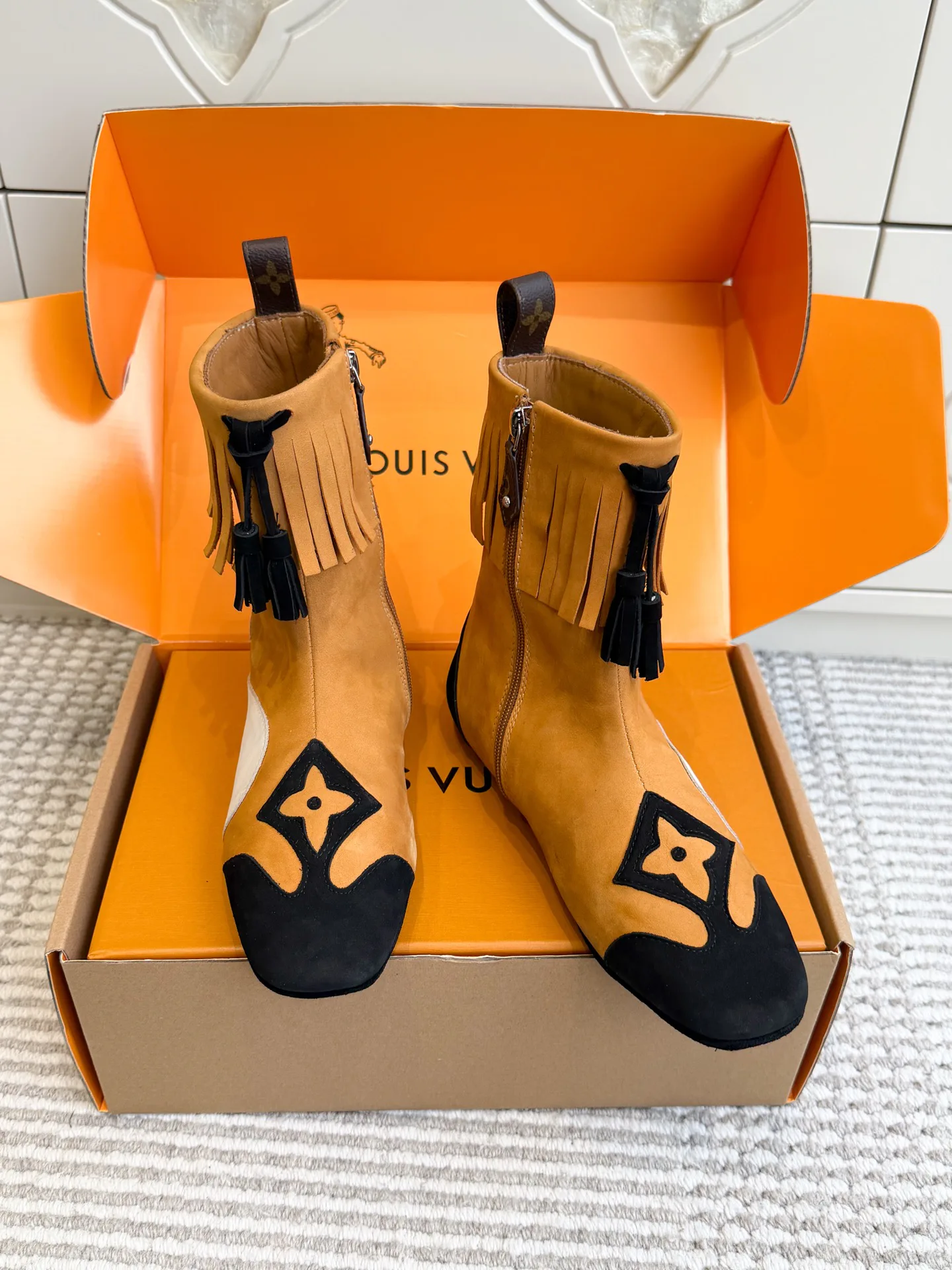 Ботильоны Женские Louis Vuitton 18261134