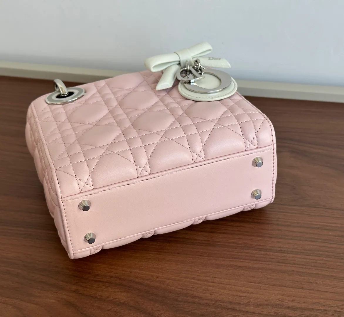 Классические Сумки Женские Christian Dior 18052780