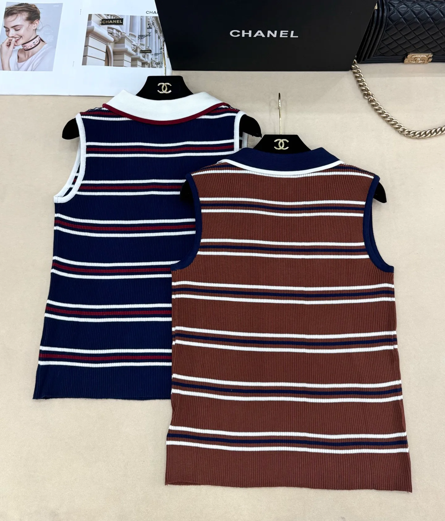Жилеты Женские Chanel 16995410