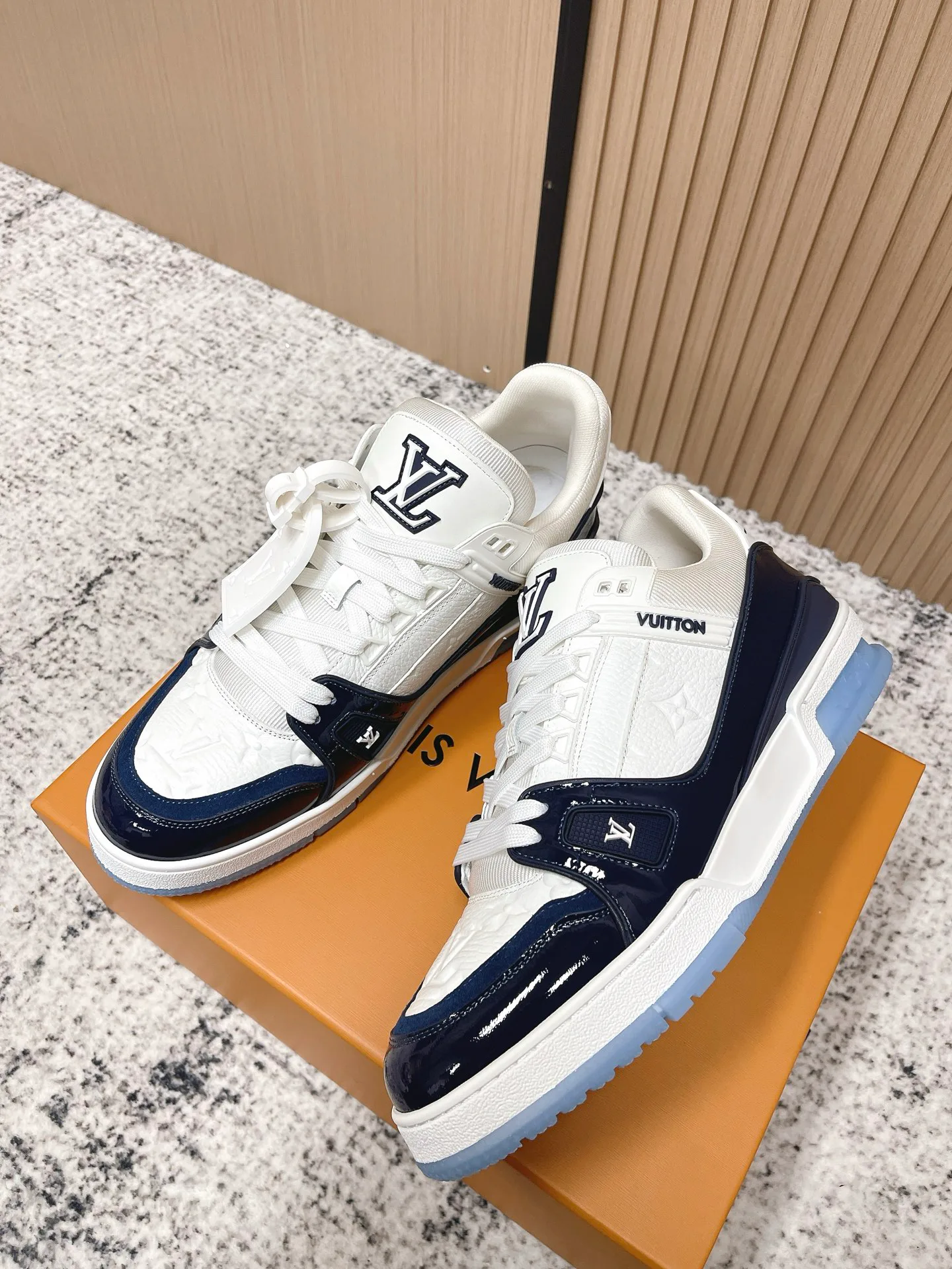 Кроссовки Женские Louis Vuitton 517637