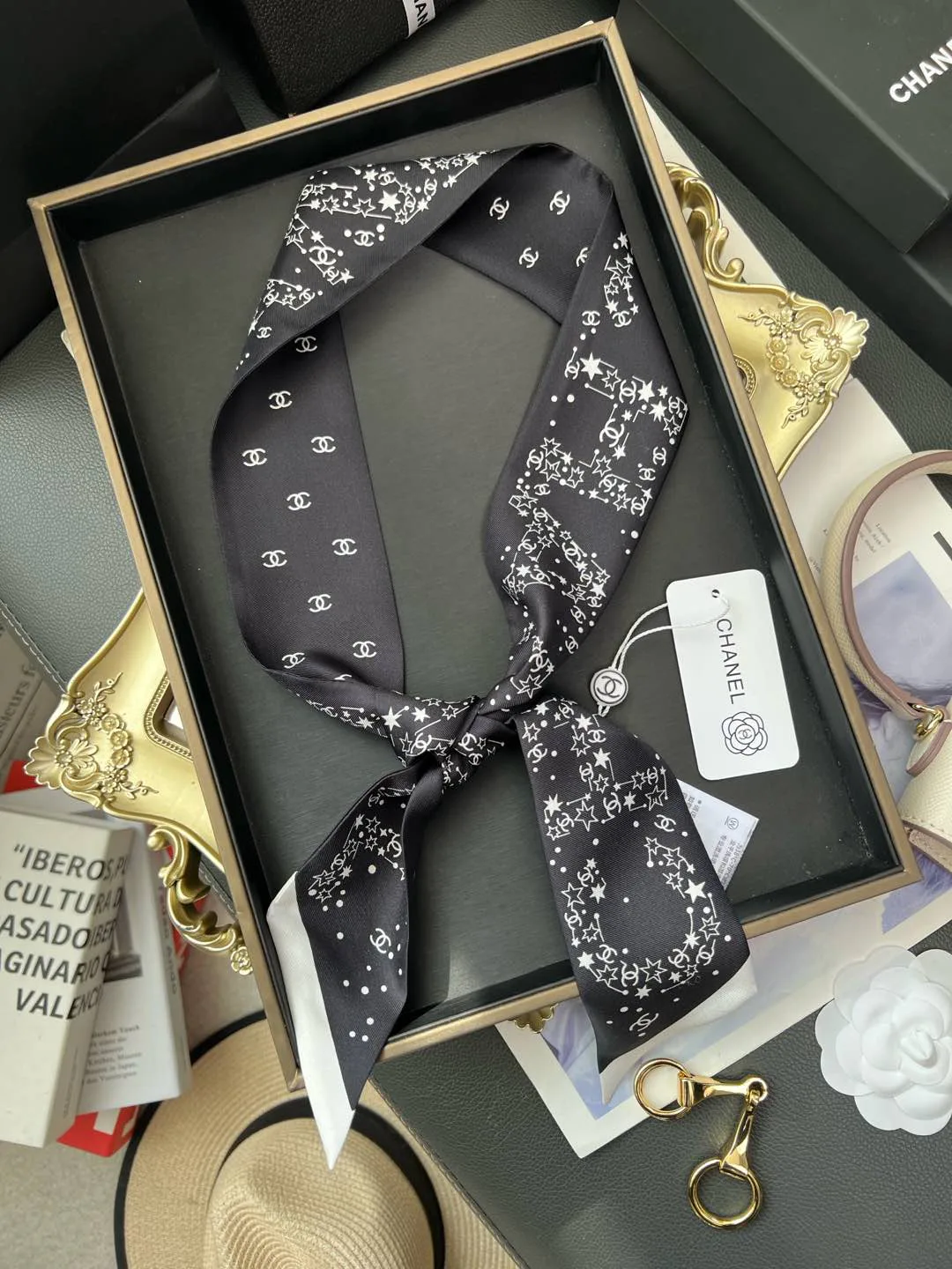 Платки Chanel 18675565