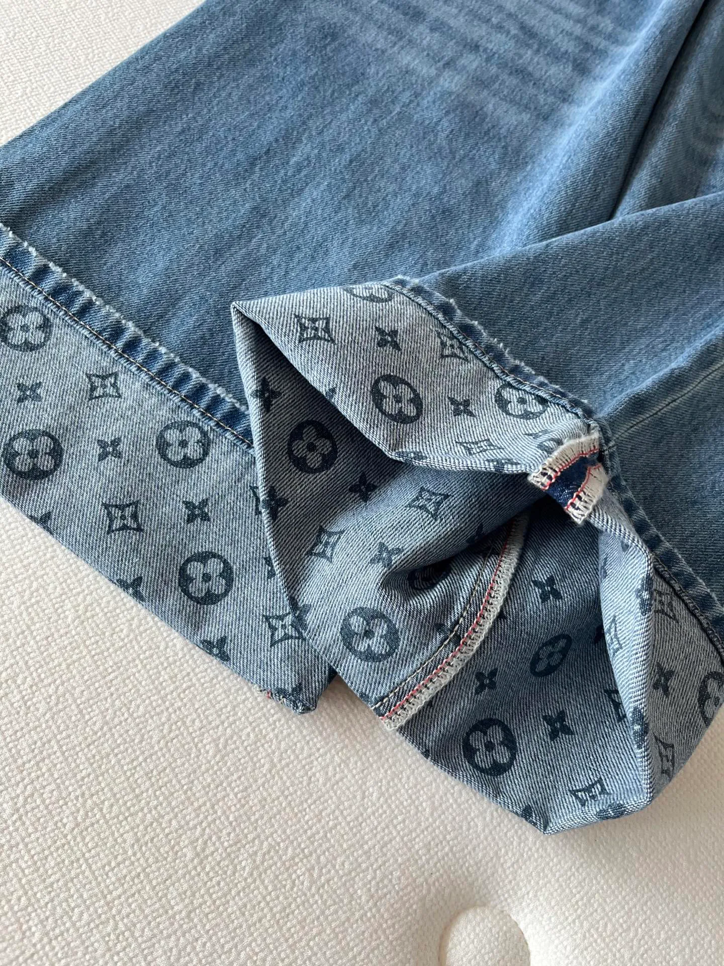Джинсы Женские Louis Vuitton 9669145