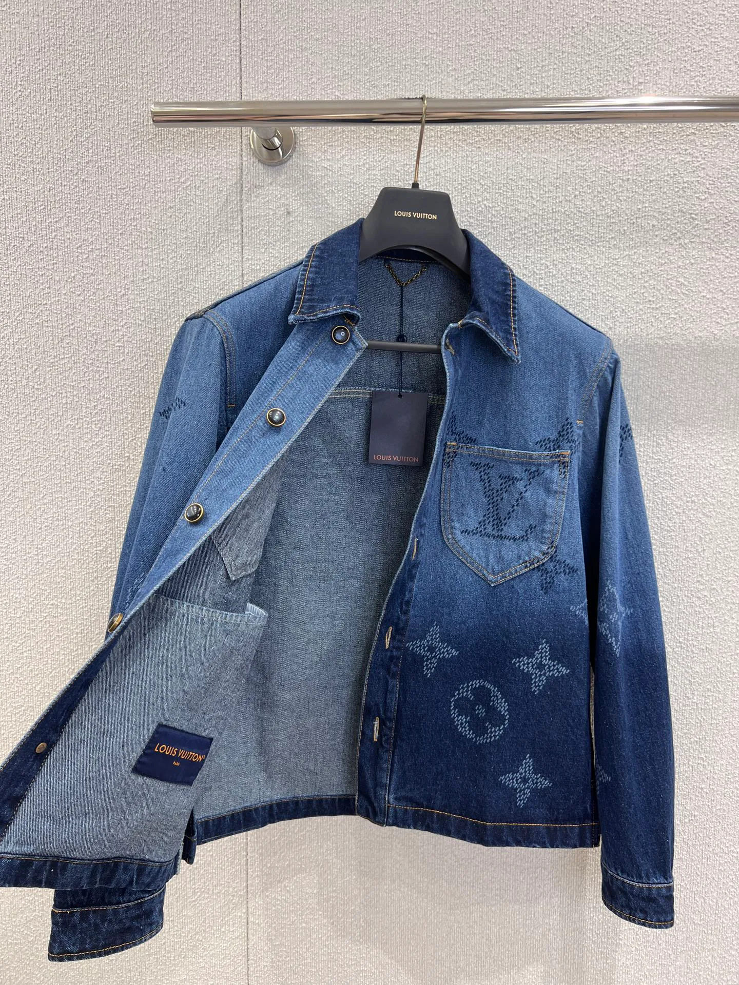 Куртки И Пуховики Женские Louis Vuitton 506482