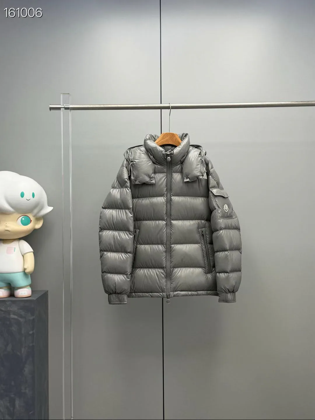 Куртки И Пуховики Женские Moncler 18761905