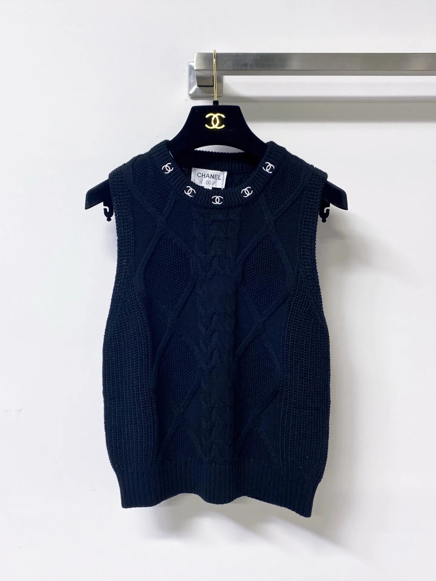 Жилеты Женские Chanel 13162531