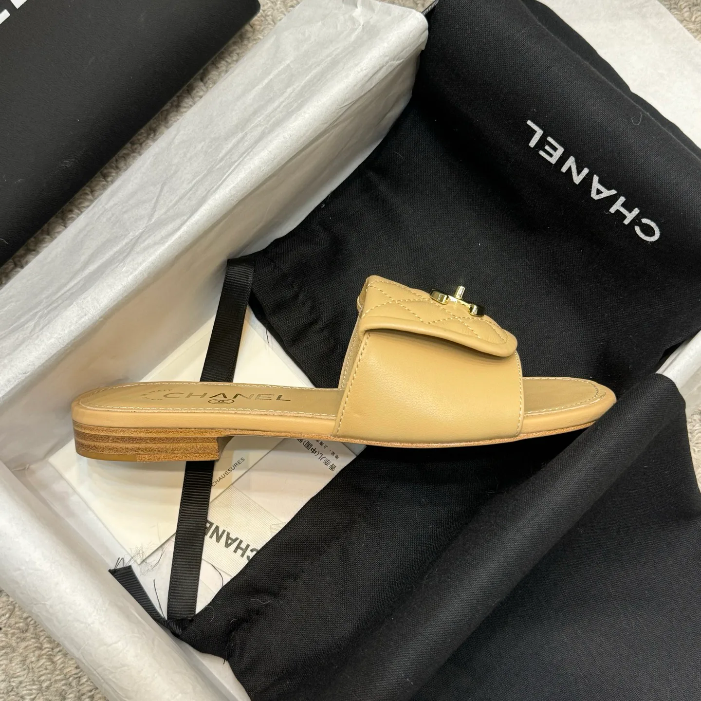 Шлепанцы Женские Chanel 13843