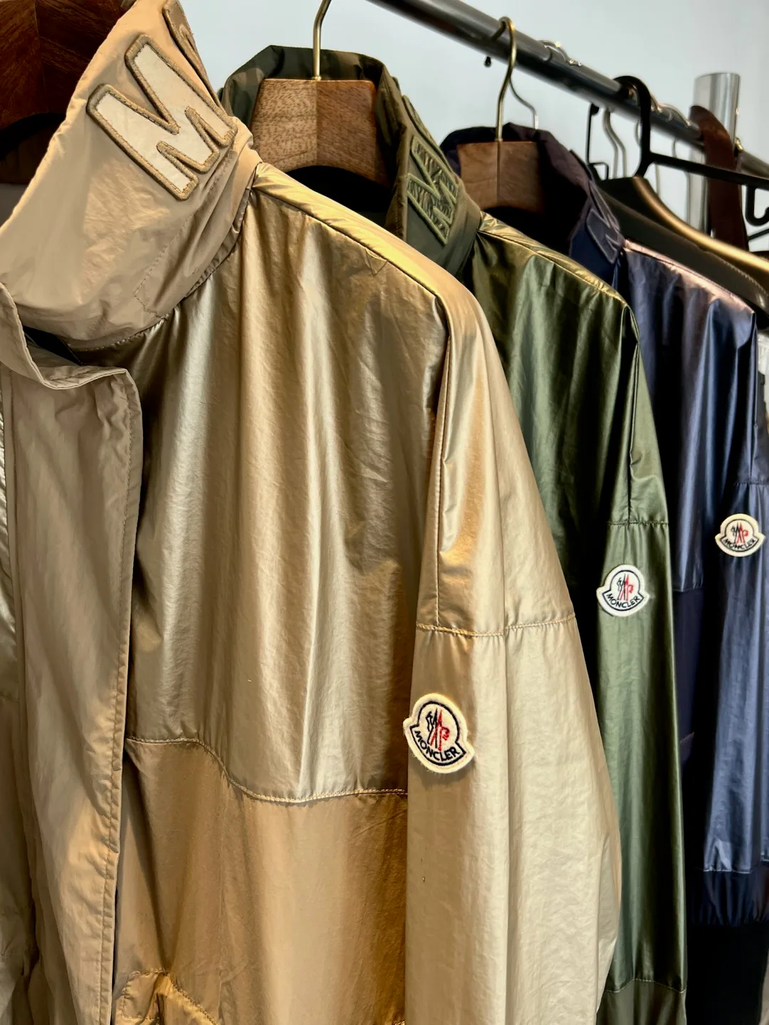 Куртки И Пуховики Женские Moncler 11427080