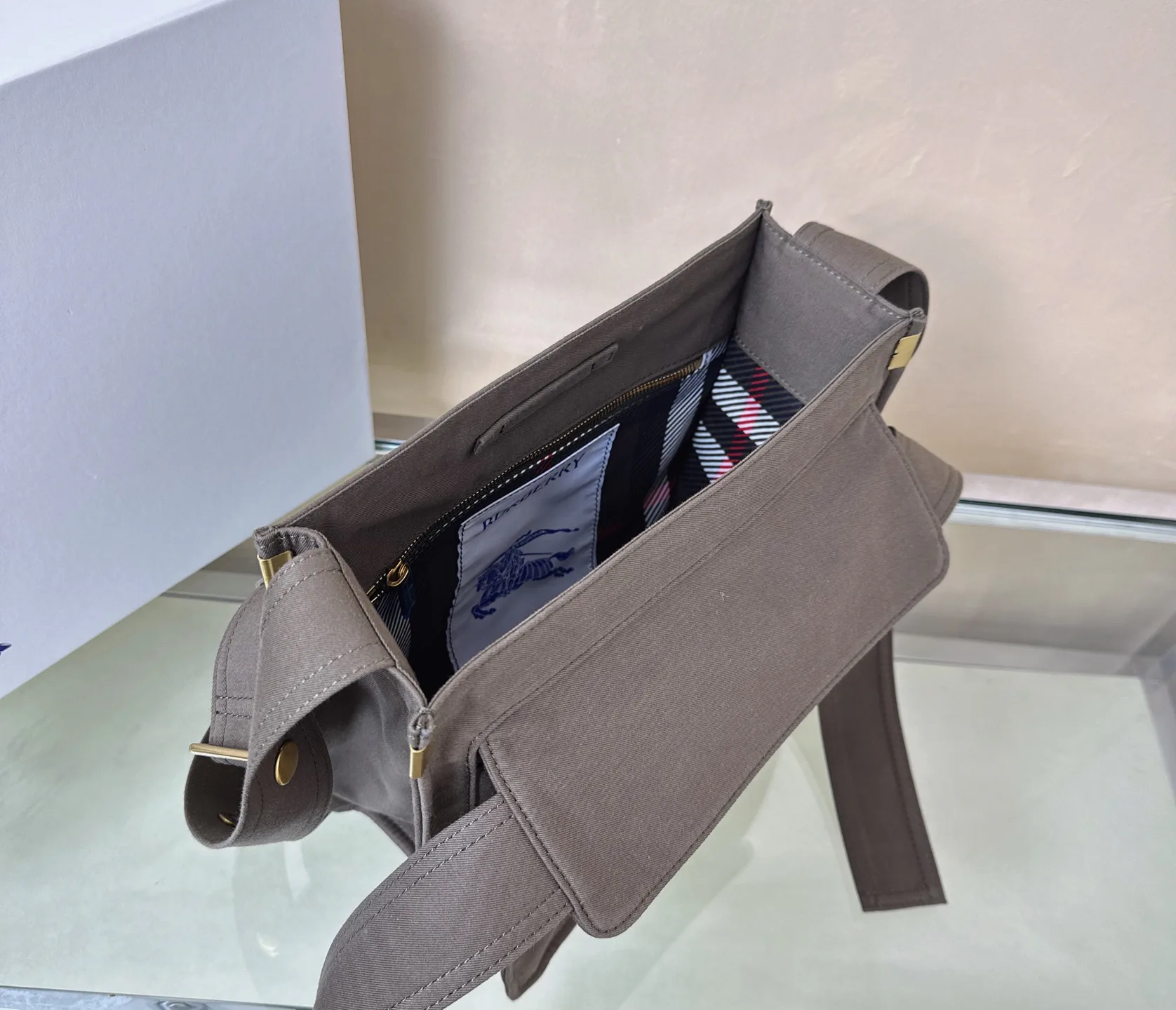 Классические Сумки Женские Burberry 1673199