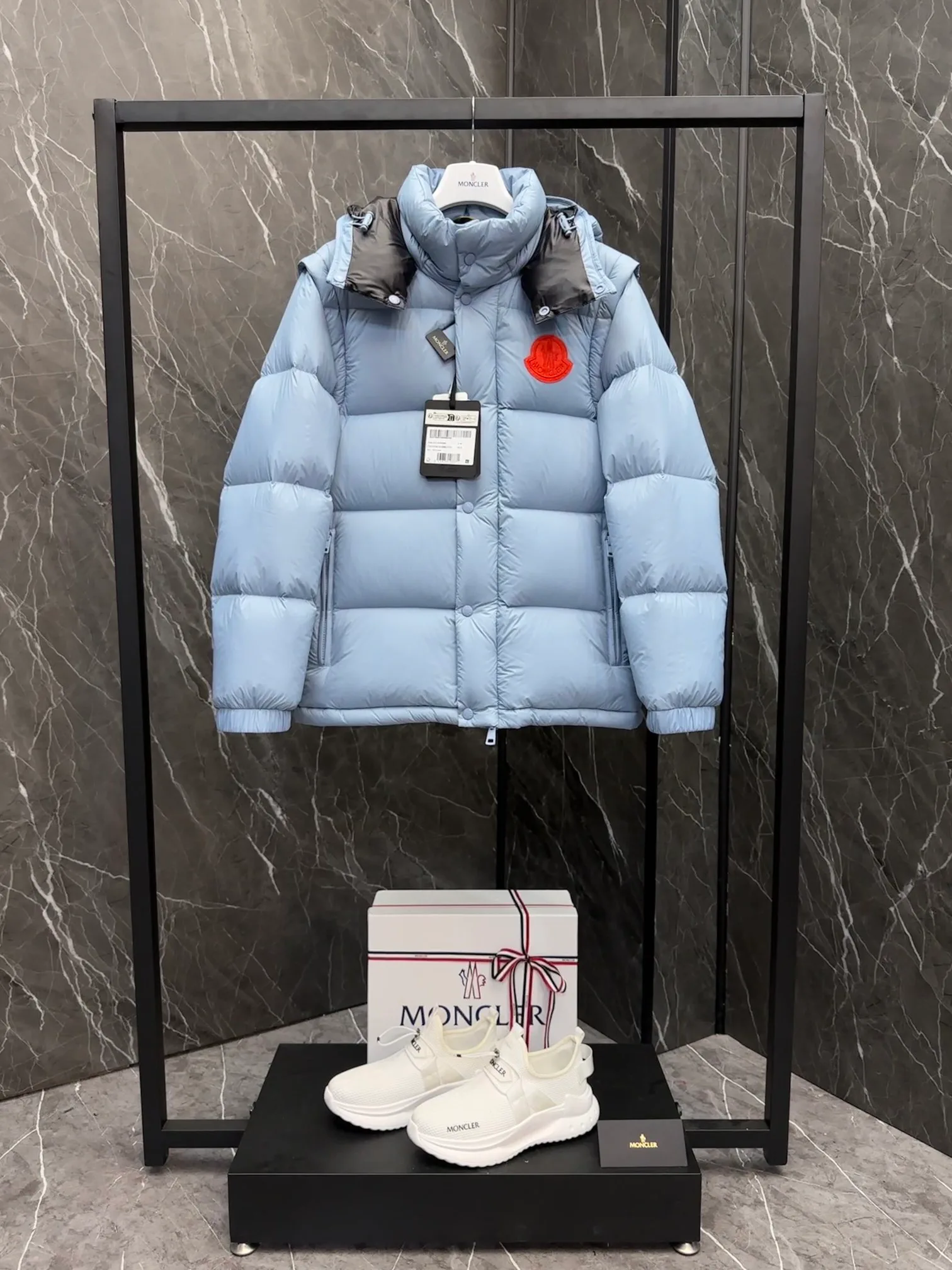Куртки И Пуховики Женские Moncler 19648466
