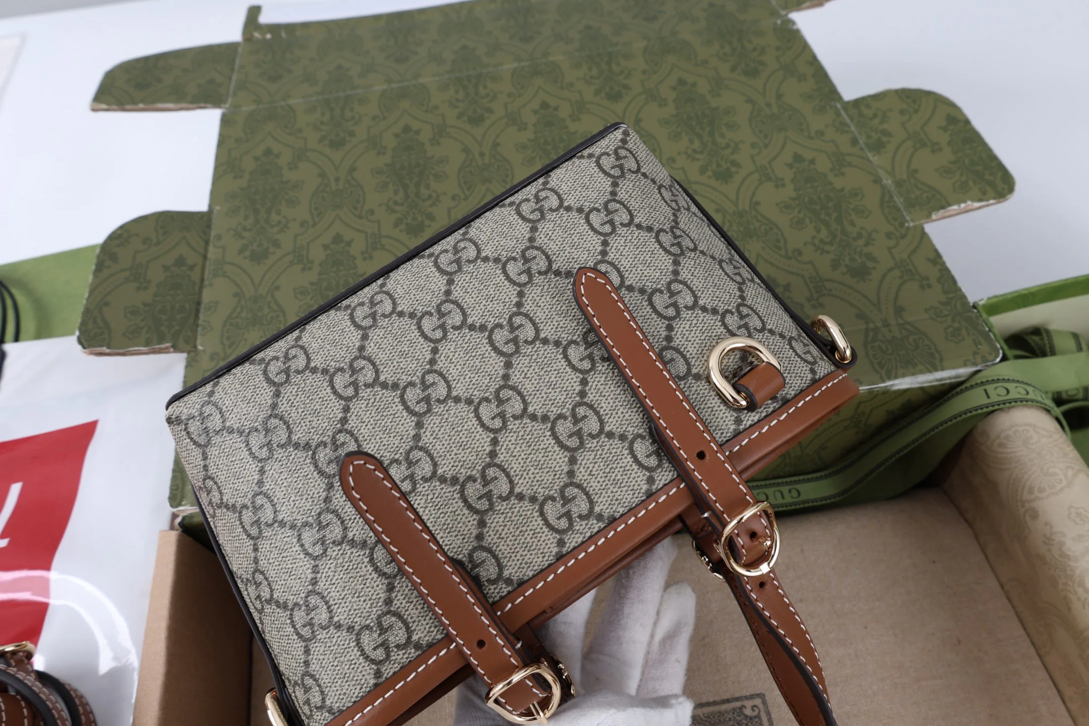 Классические Сумки Женские Gucci 10416699