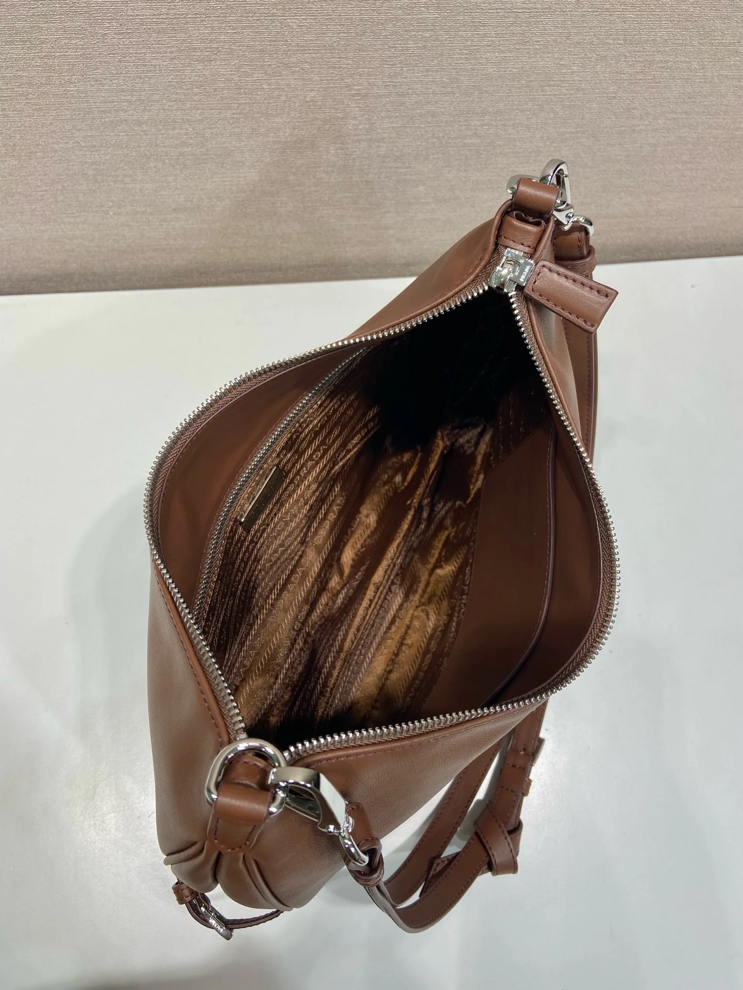Сумки На Ремне Женские Prada 13162677