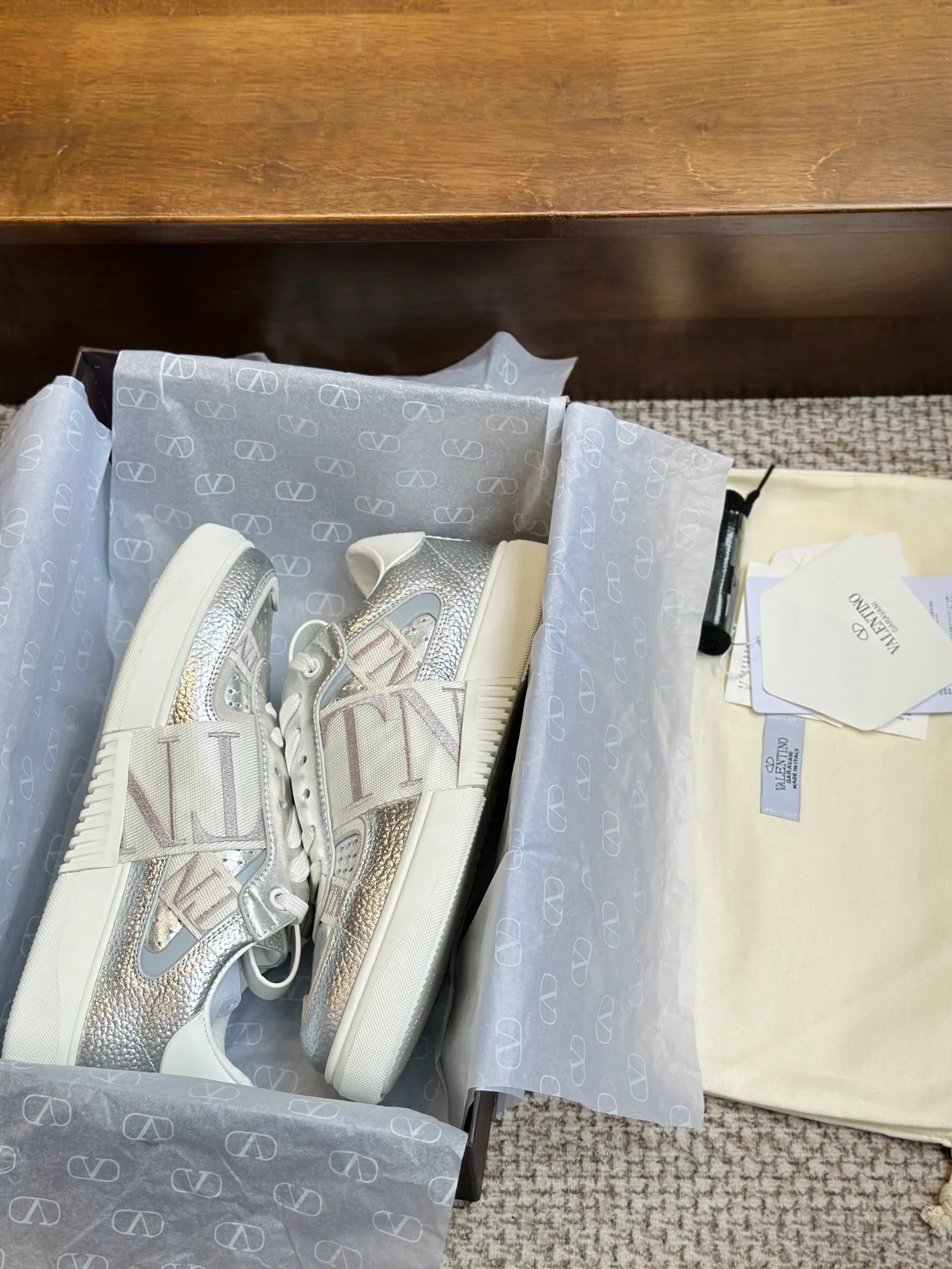 Кроссовки Женские Valentino 9430022
