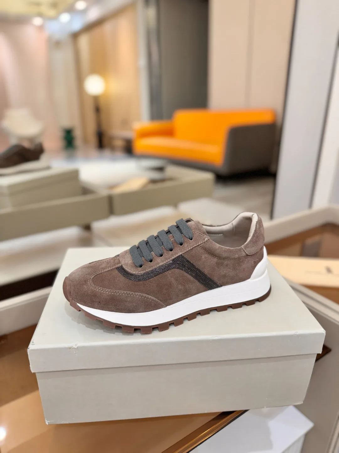 Кроссовки Женские Brunello Cucinelli 18813035