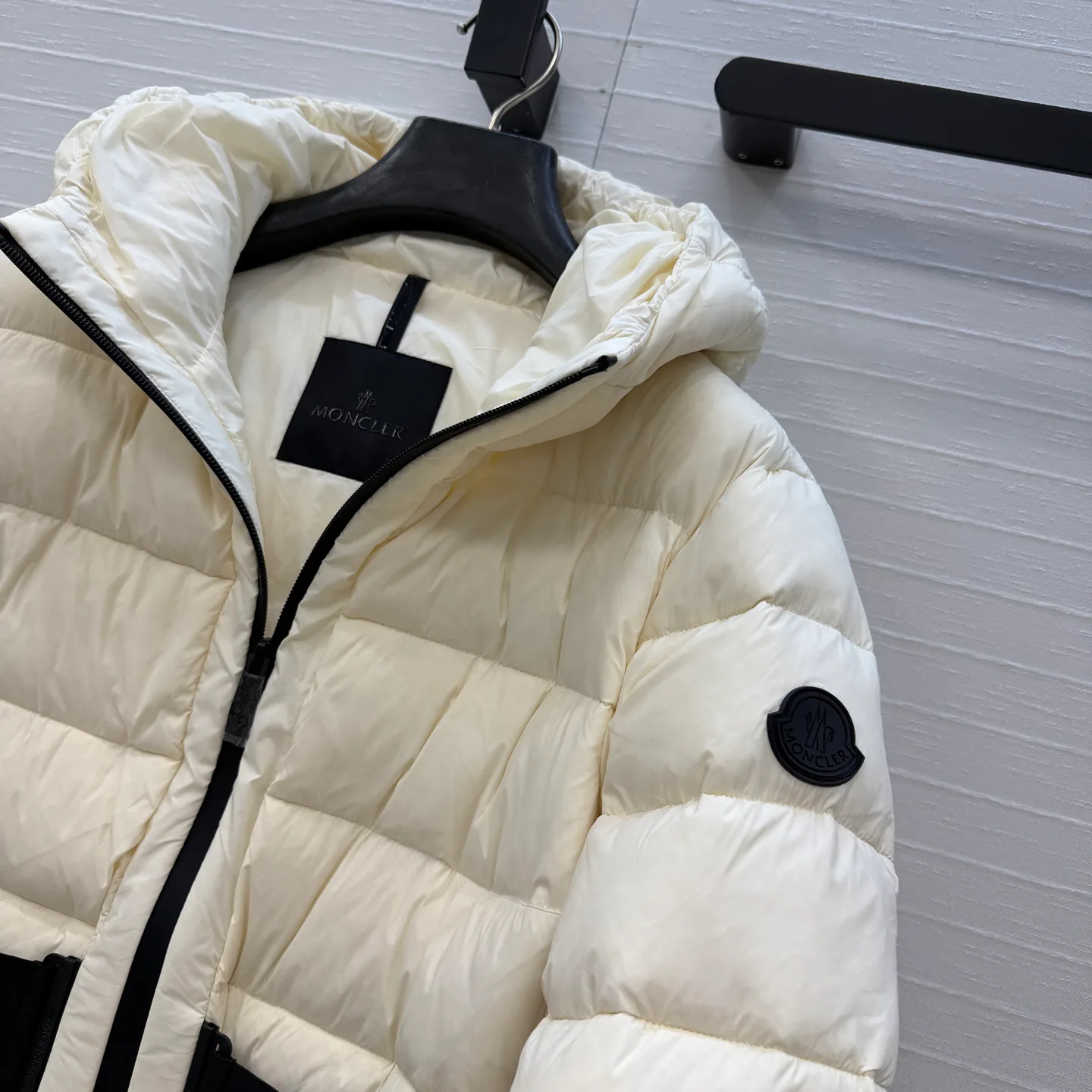 Куртки И Пуховики Женские Moncler 18279084