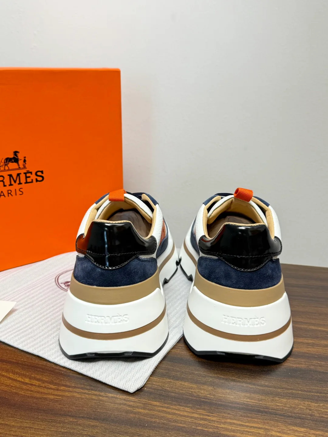 Кроссовки Мужские Hermes 19089352