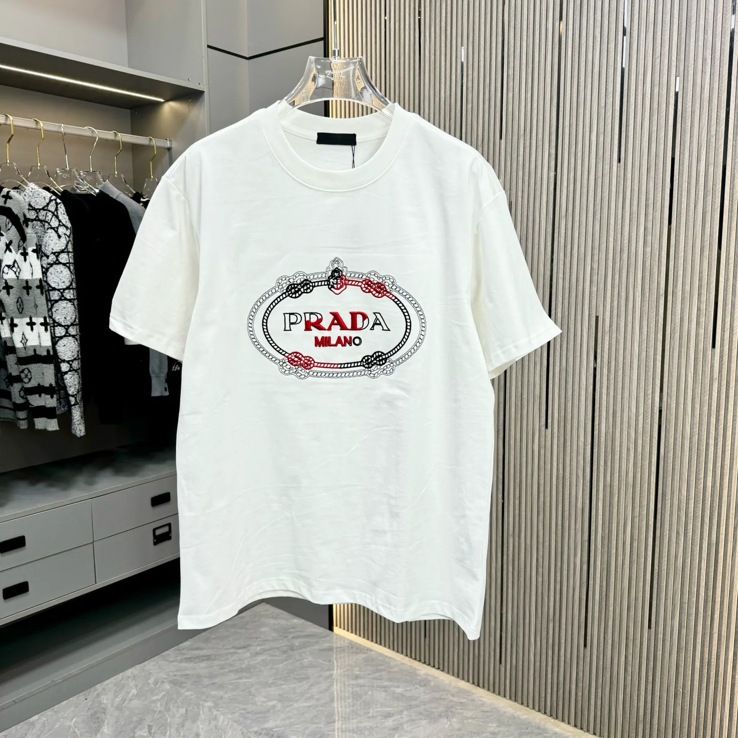 Футболки Женские Prada 1887618