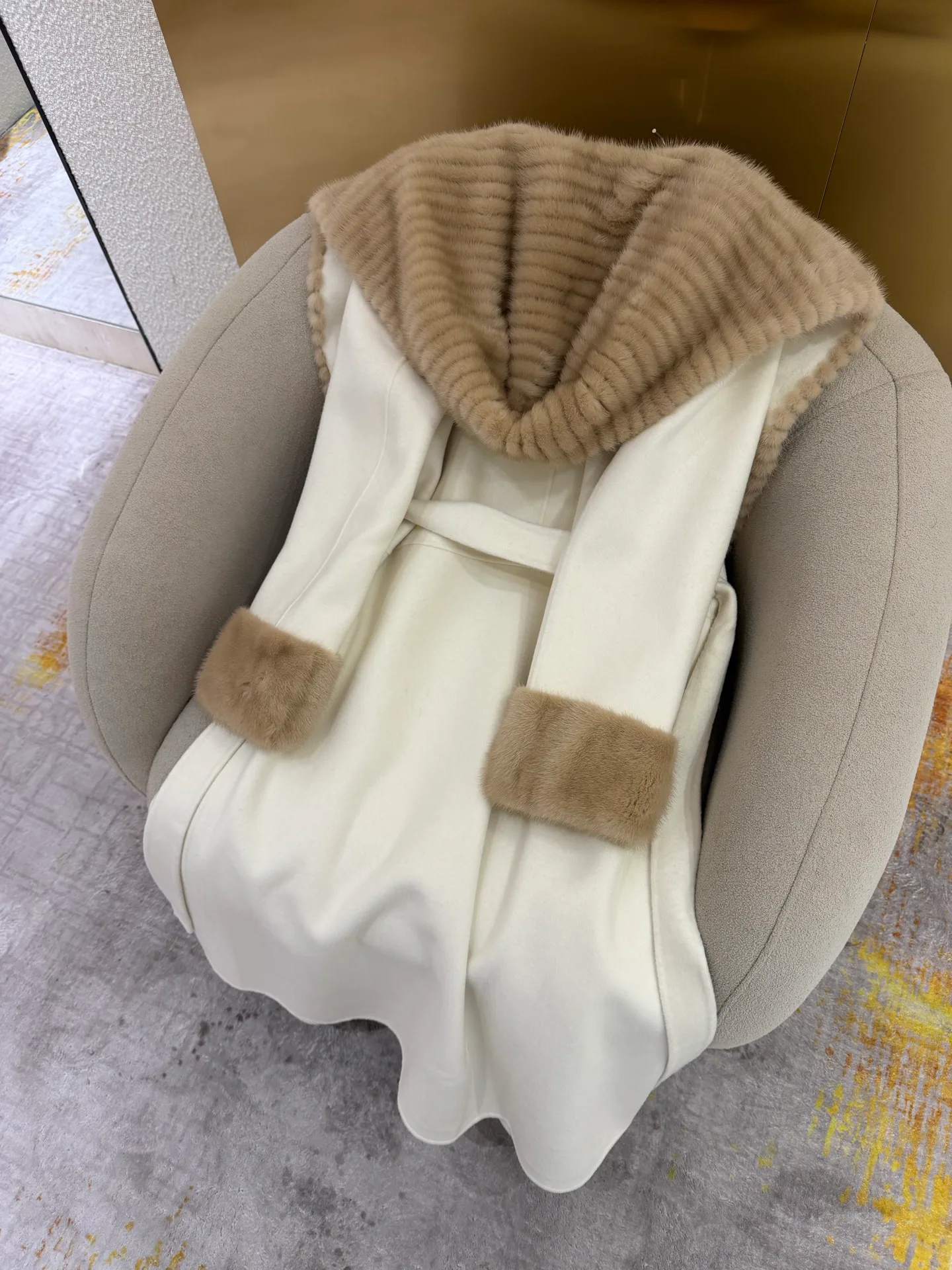 Пальто Женские Loro Piana 19467076