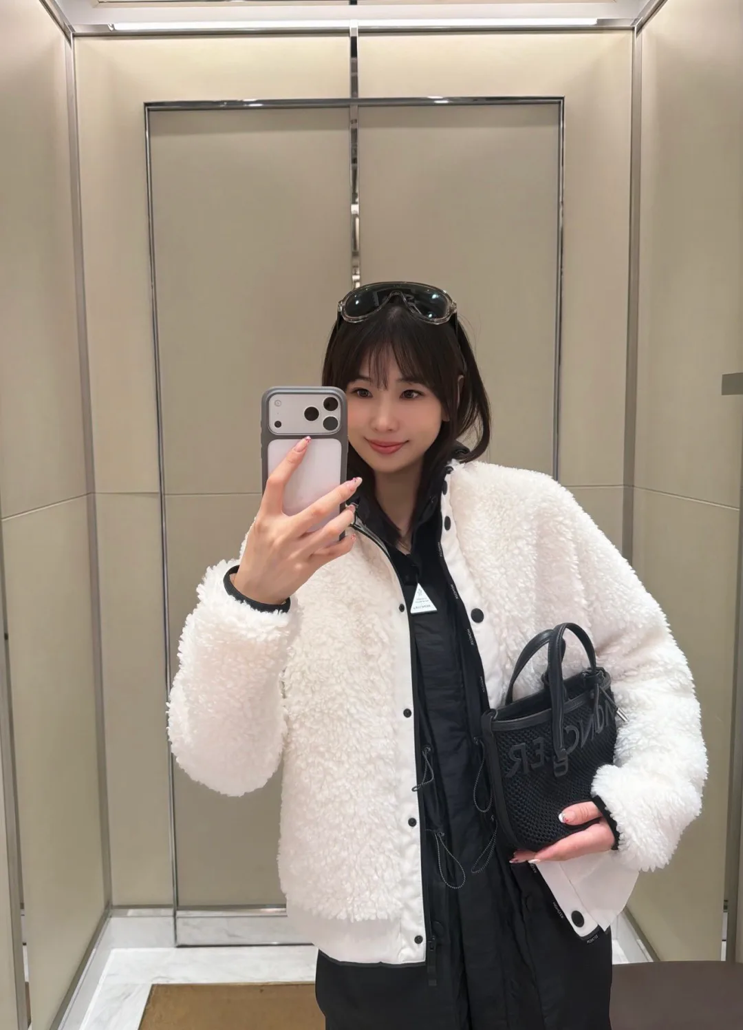 Куртки И Пуховики Женские Moncler 18934442