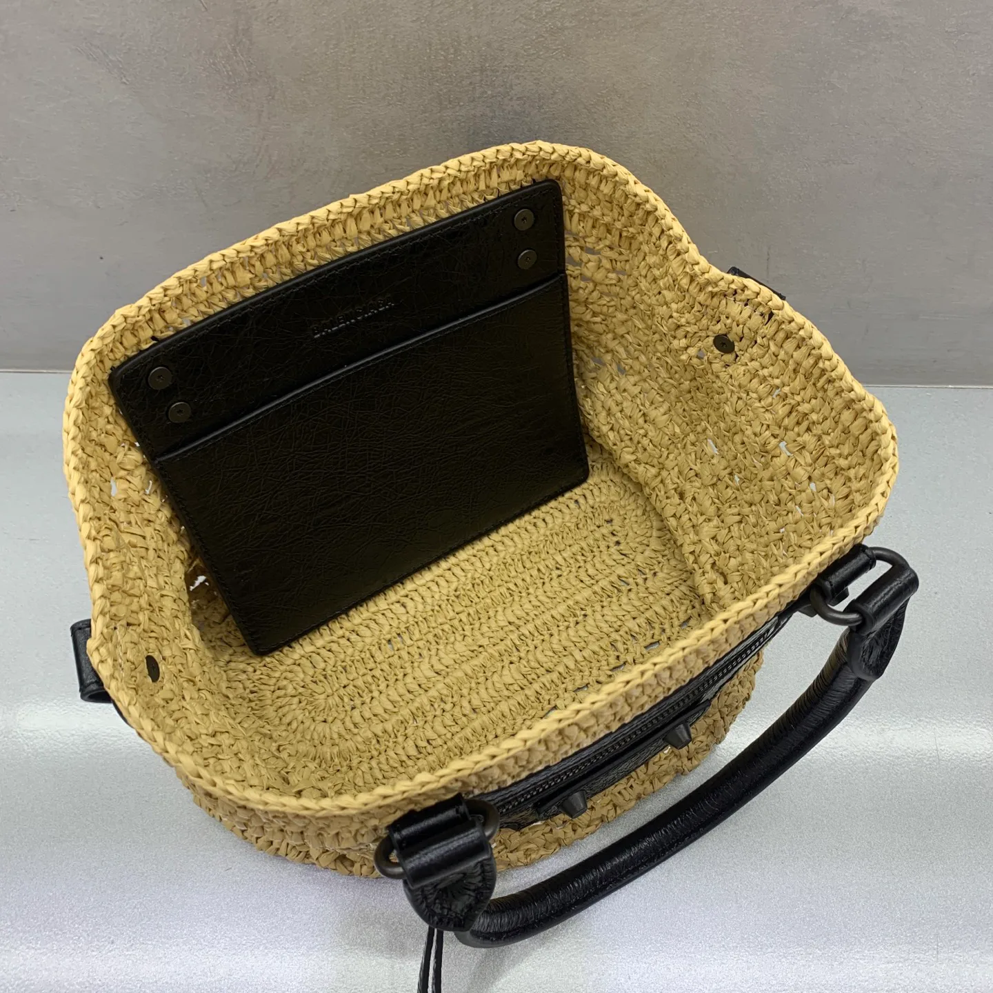 Классические Сумки Женские Balenciaga 18136270