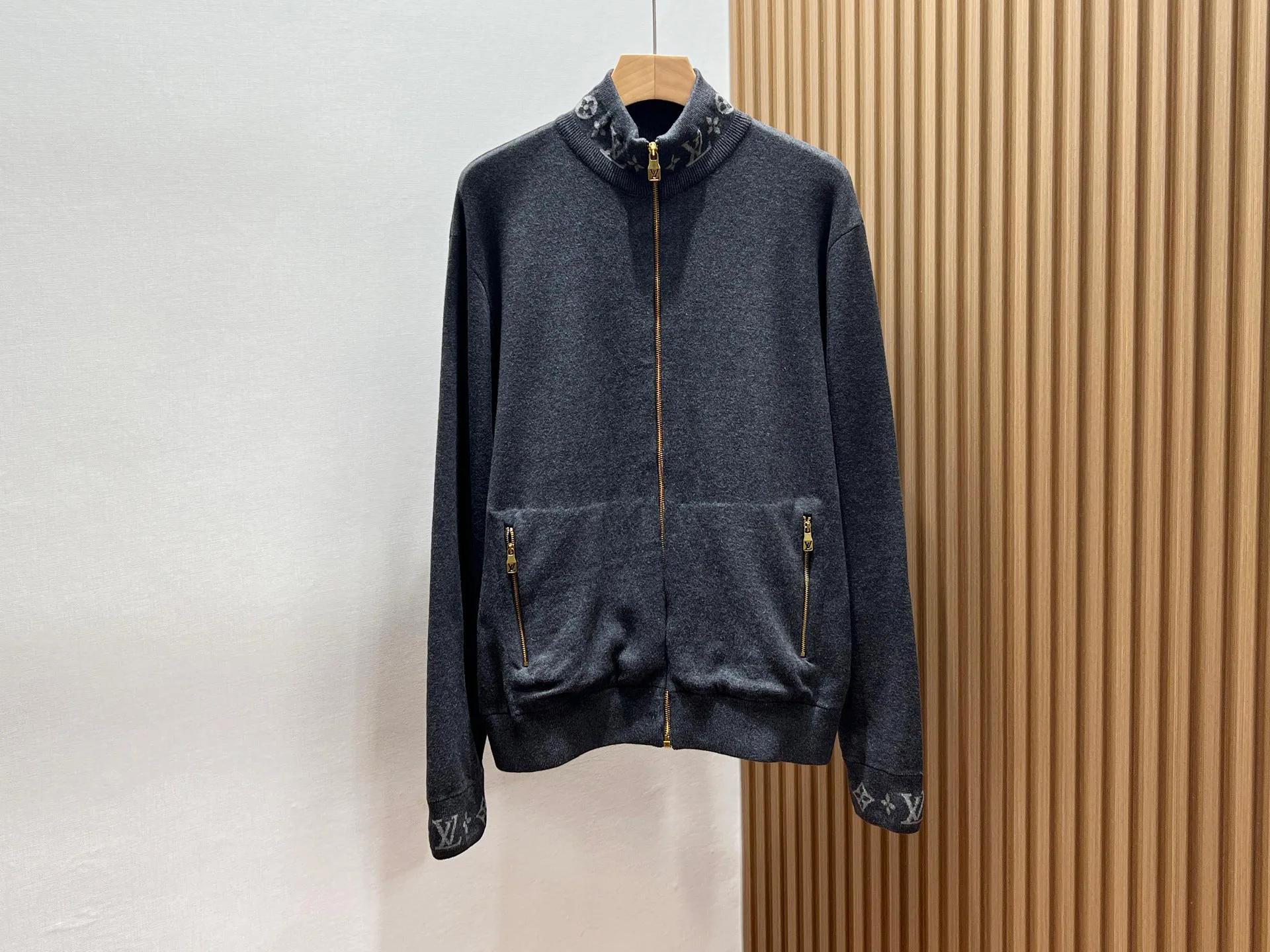 Куртки И Пуховики Мужские Louis Vuitton 848308