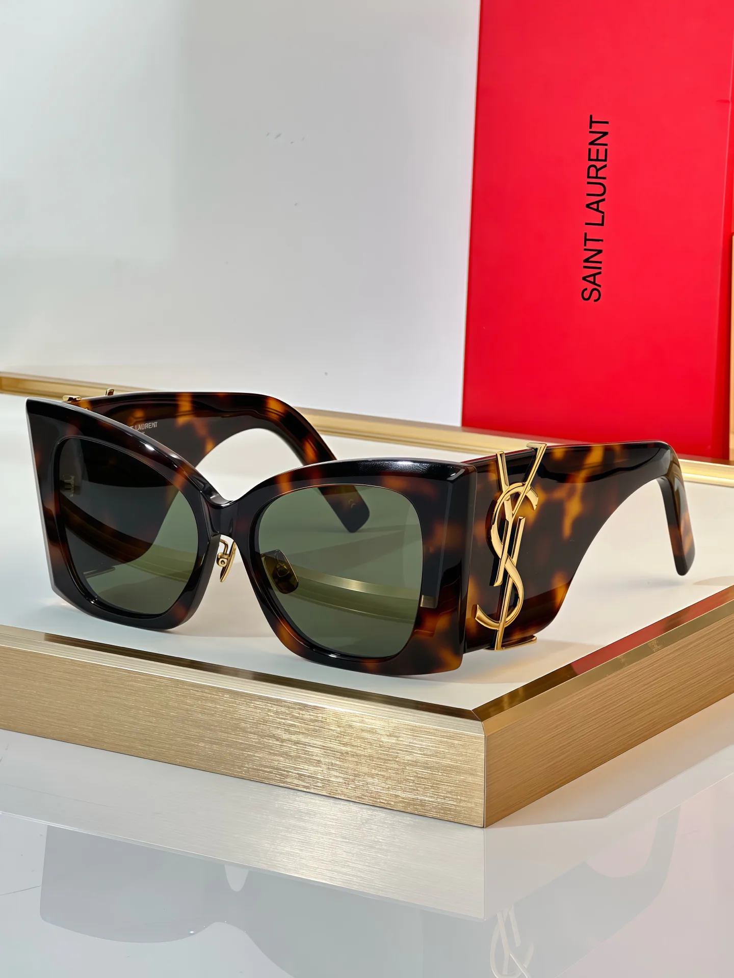 Очки Saint Laurent 261718