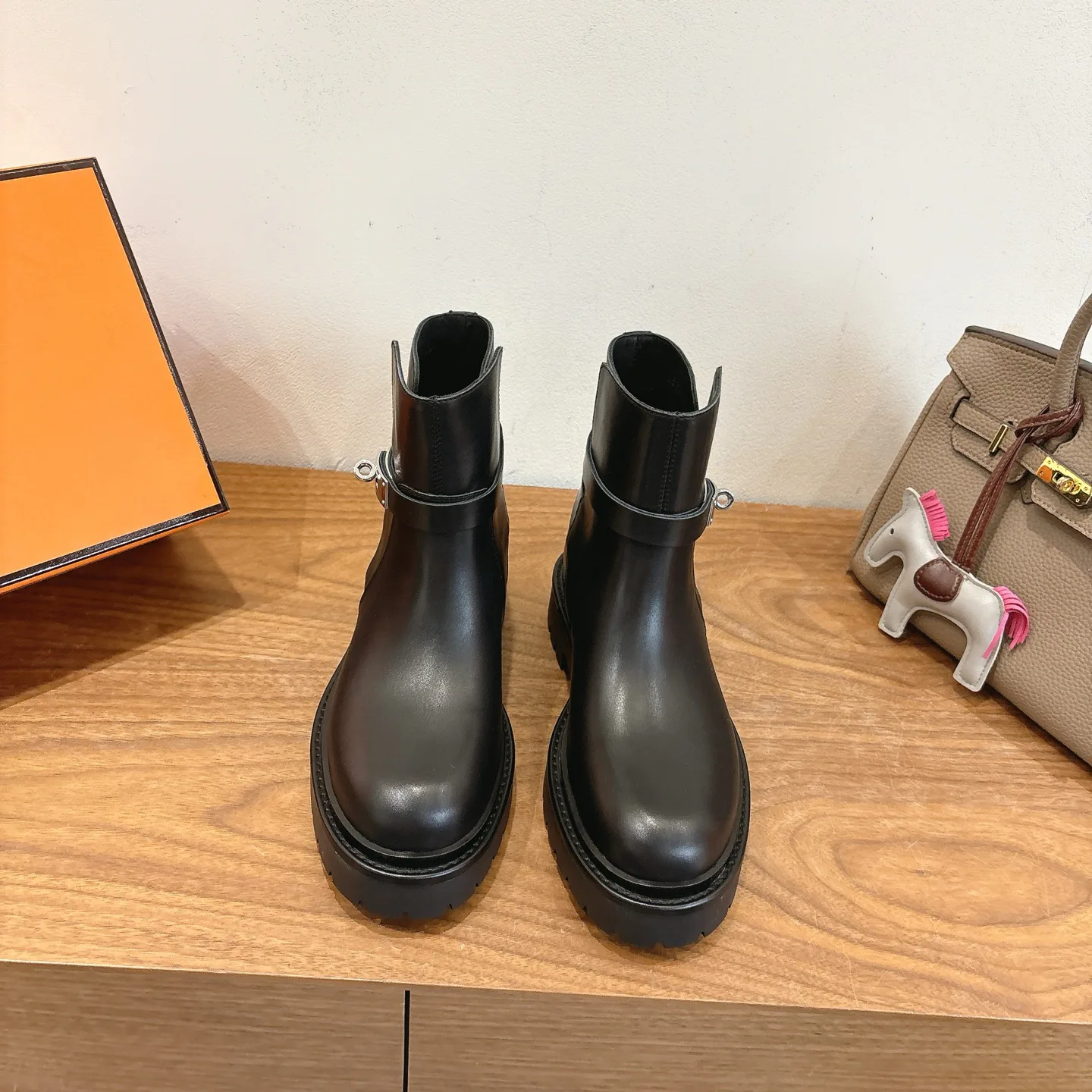 Ботинки Женские Hermes 399360