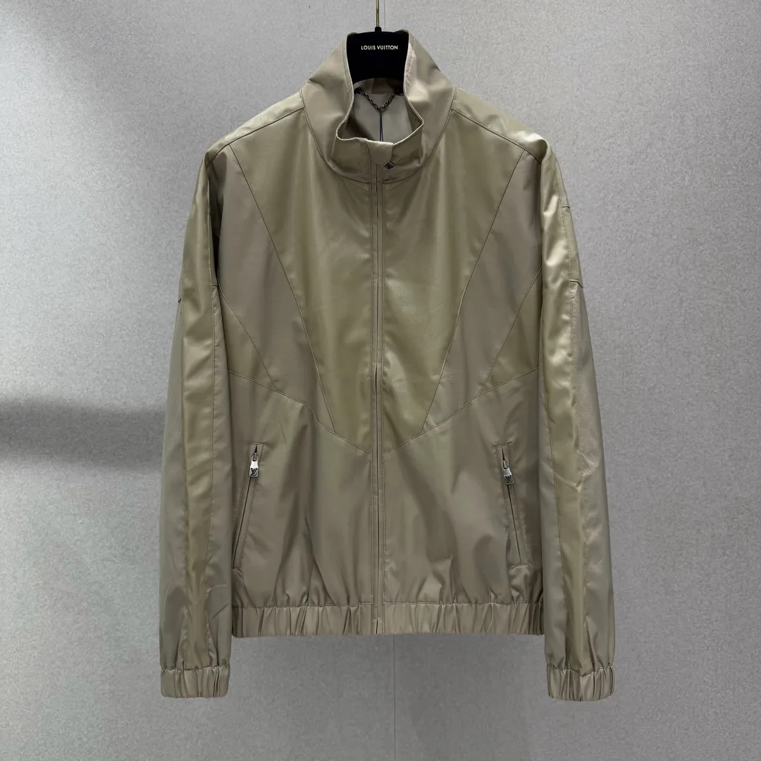 Куртки И Пуховики Мужские Louis Vuitton 17548749