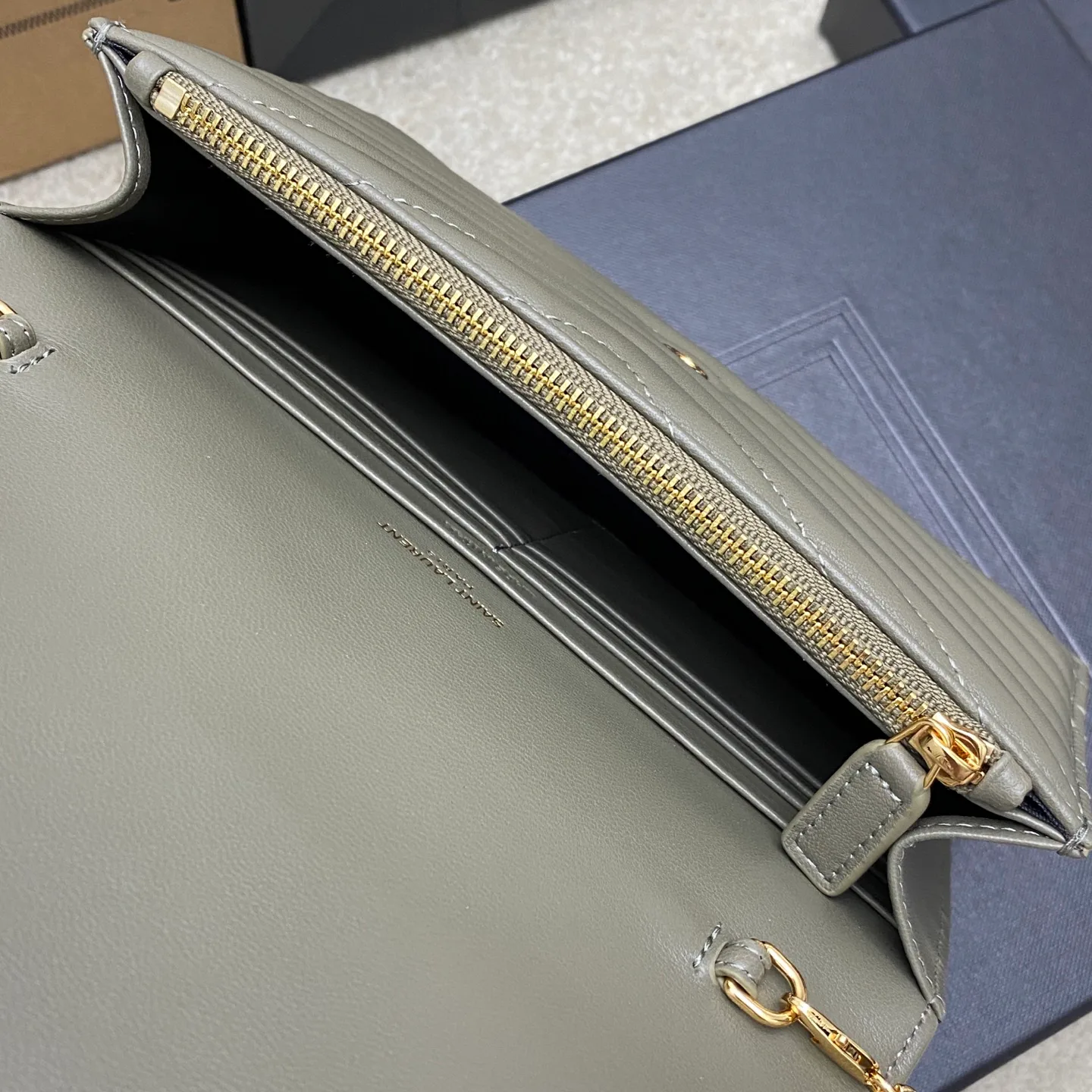 Сумки На Ремне Женские Saint Laurent 1328932