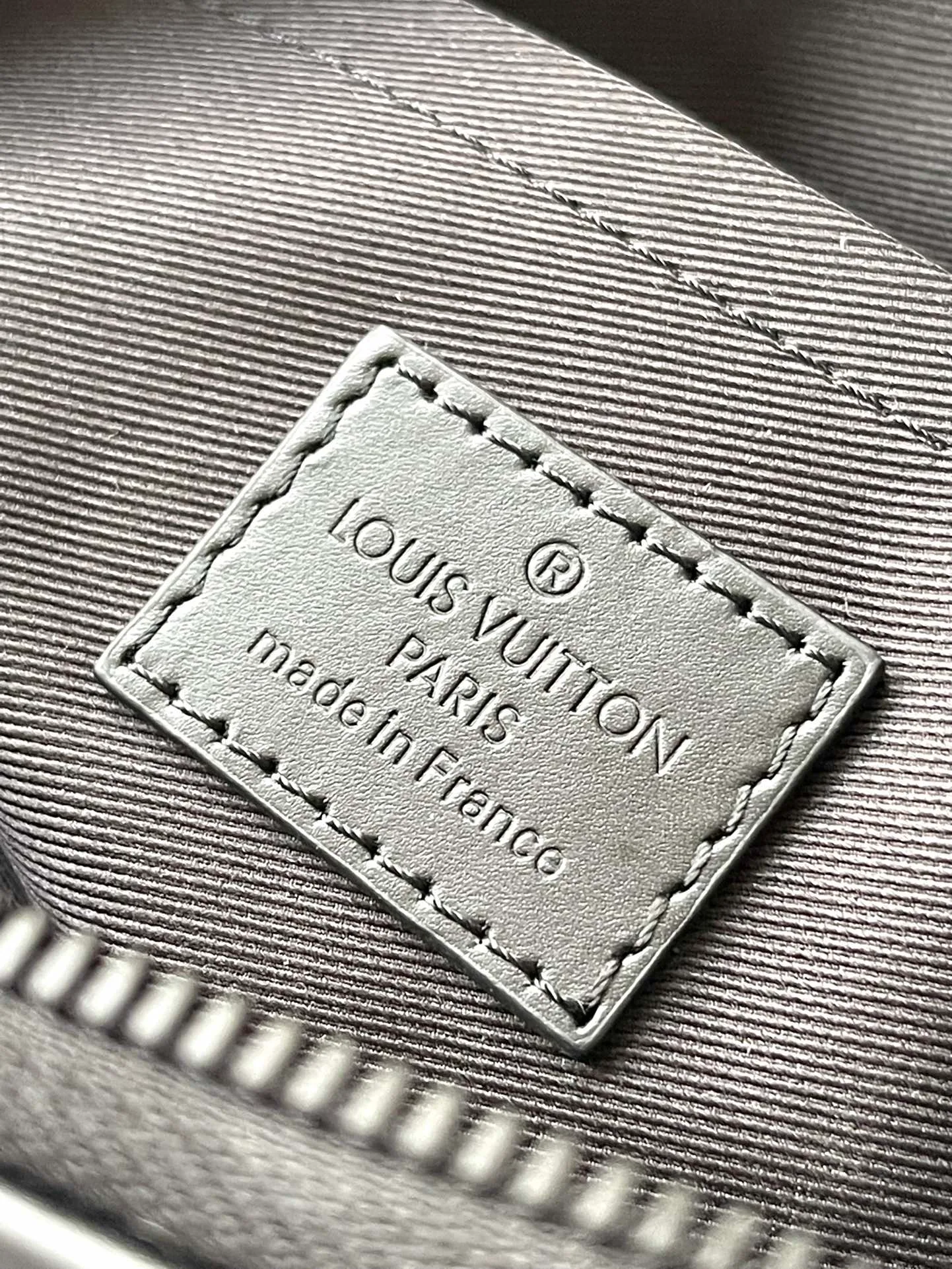 Сумки На Ремне Женские Louis Vuitton 12839395