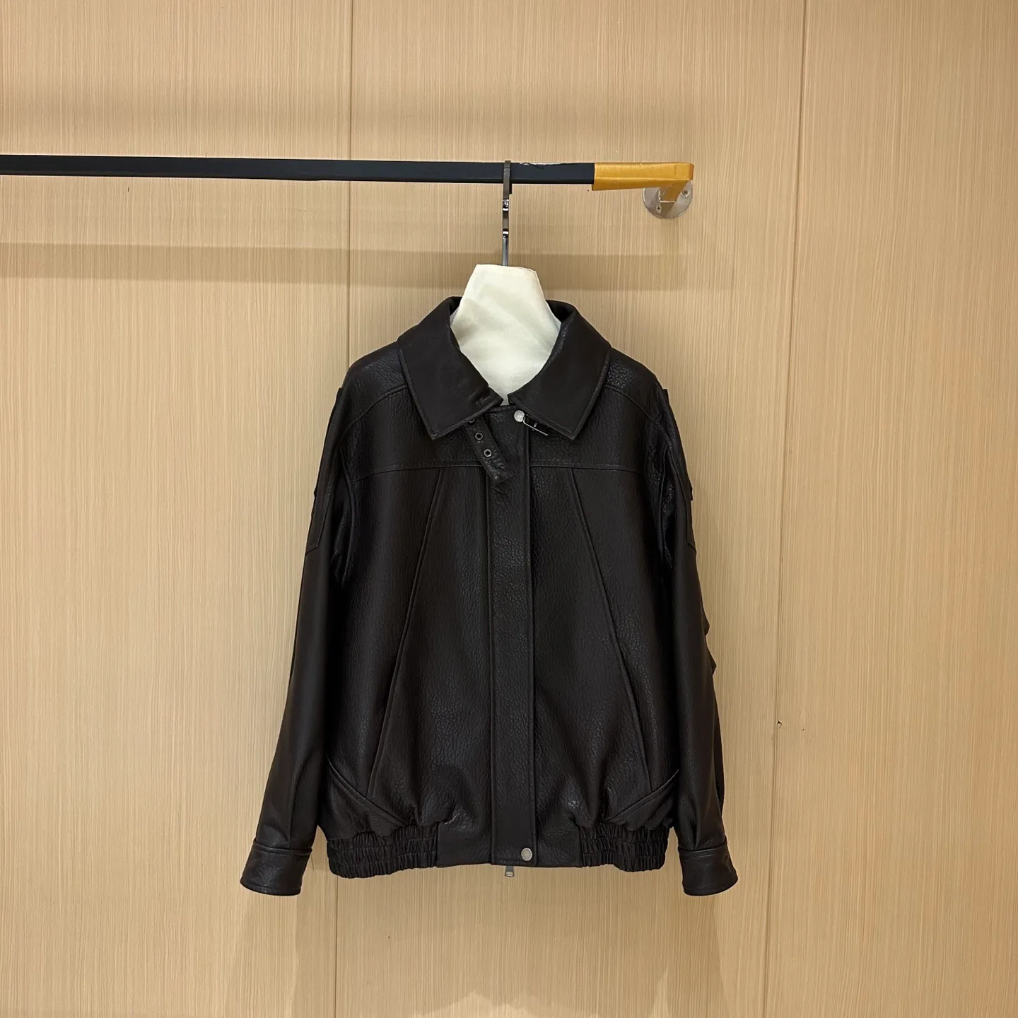 Кожаные Куртки И Дублёнки Женские Saint Laurent 11686176