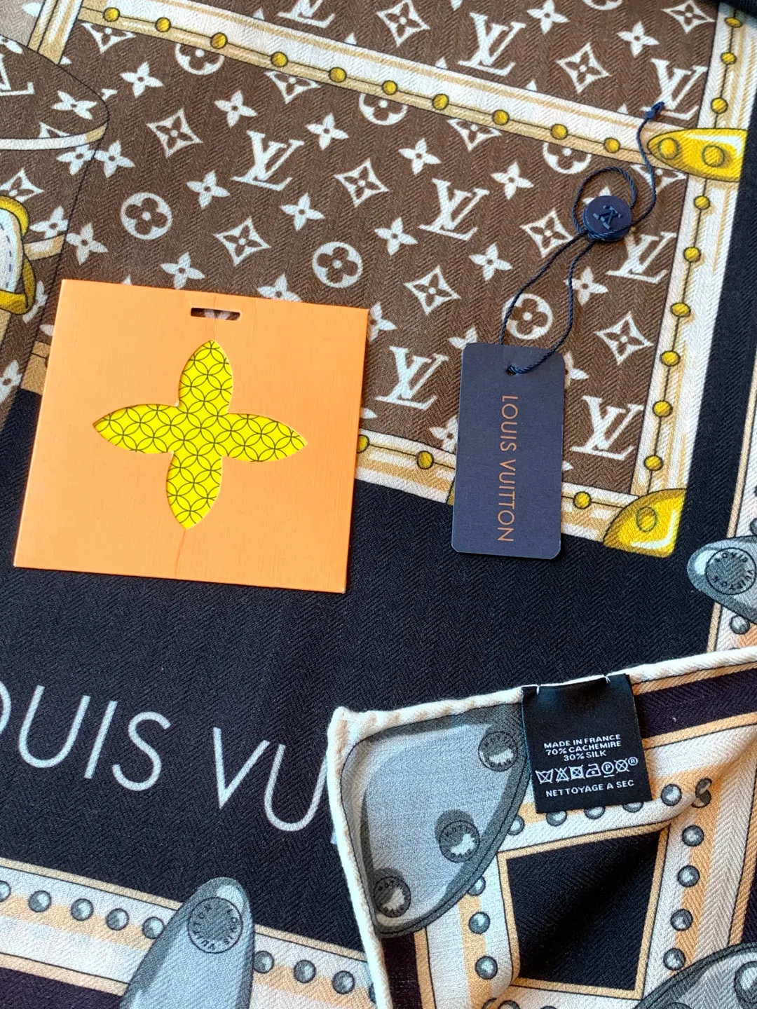 Платки Louis Vuitton 1338109