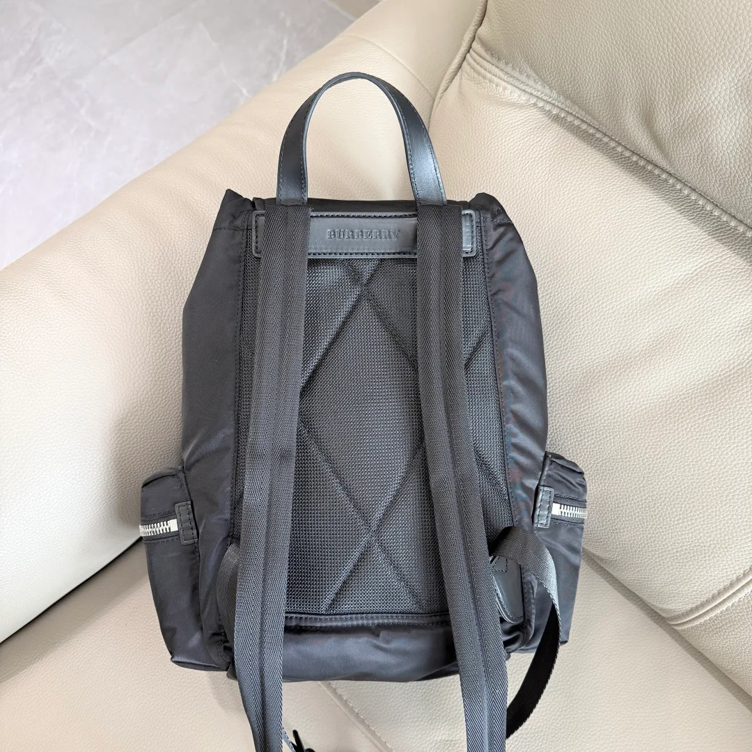 Рюкзаки Женские Burberry 17949149