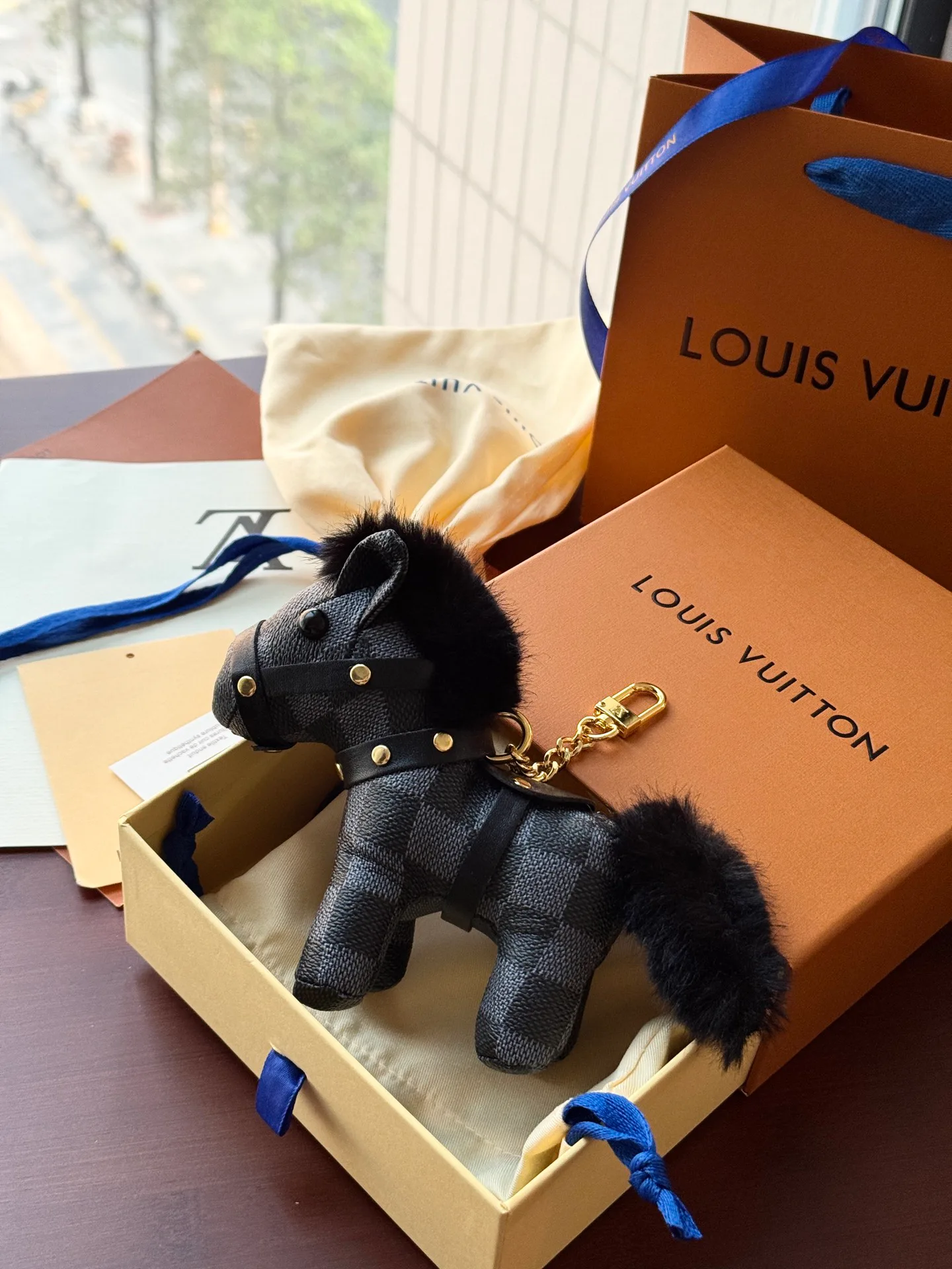 Бижутерия Louis Vuitton 13397008
