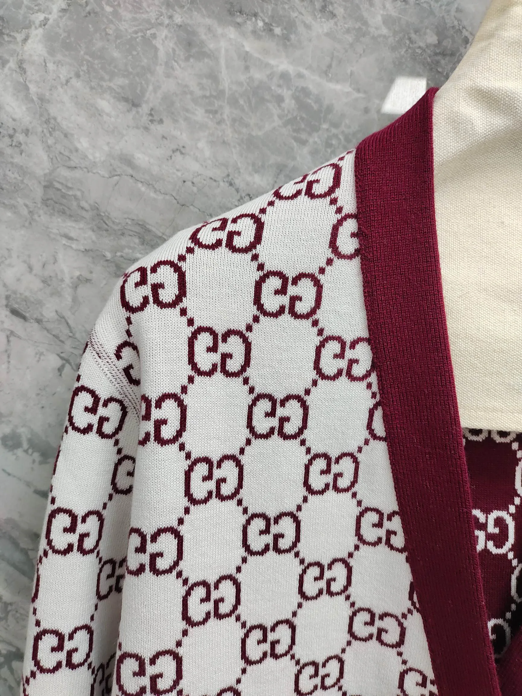 Джемперы И Свитеры Женские Gucci 19045232