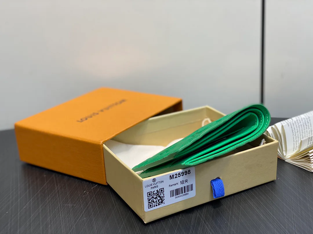 Кошельки Louis Vuitton 111907