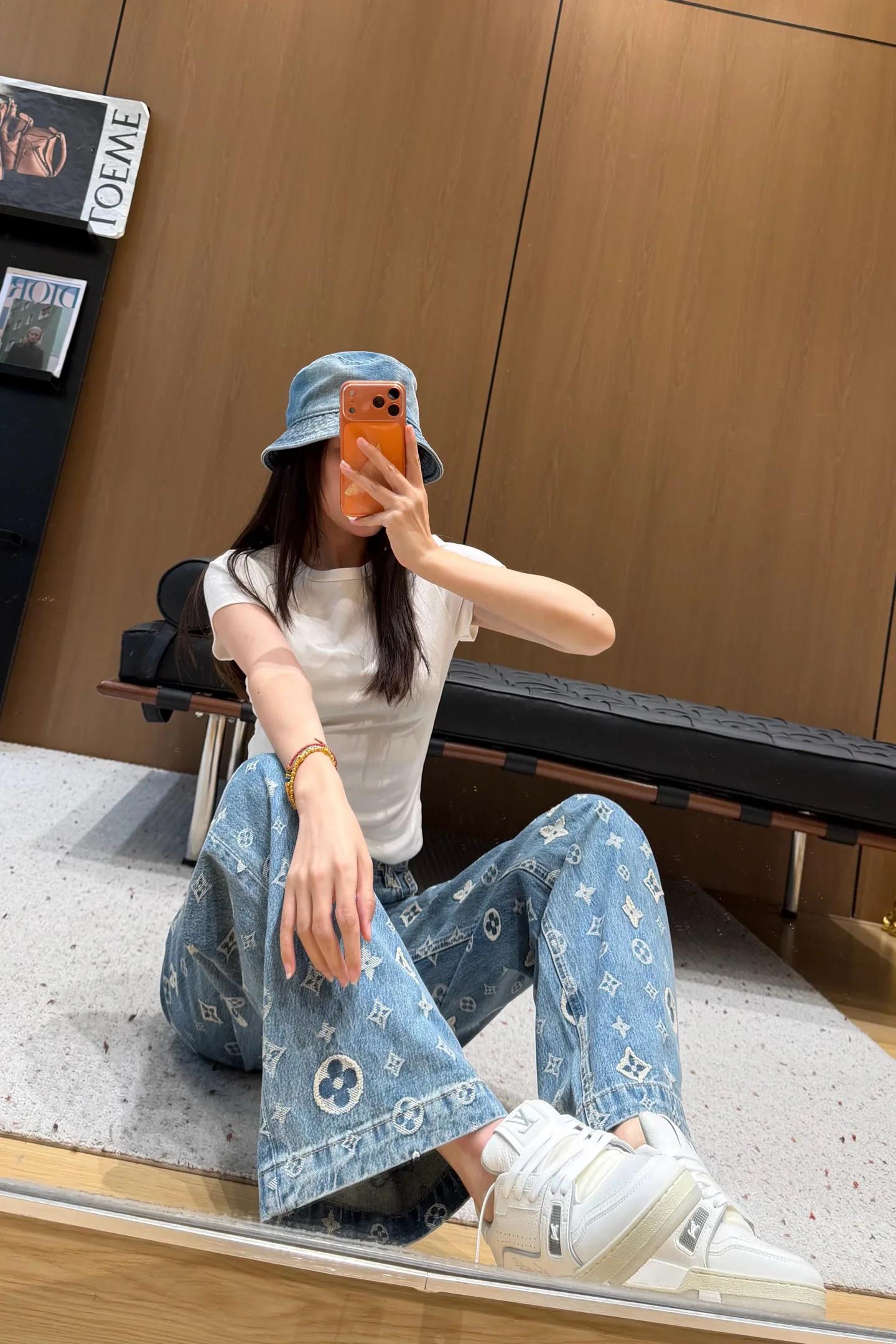 Джинсы Женские Louis Vuitton 10646511
