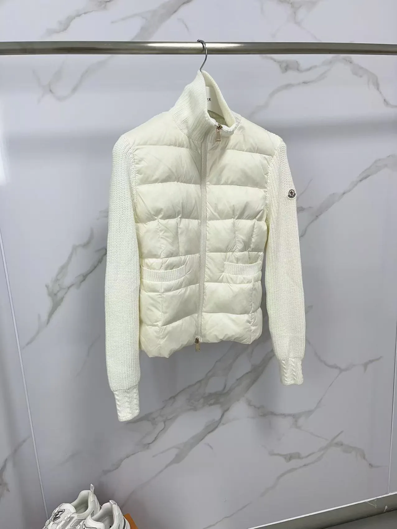 Куртки И Пуховики Женские Moncler 813023