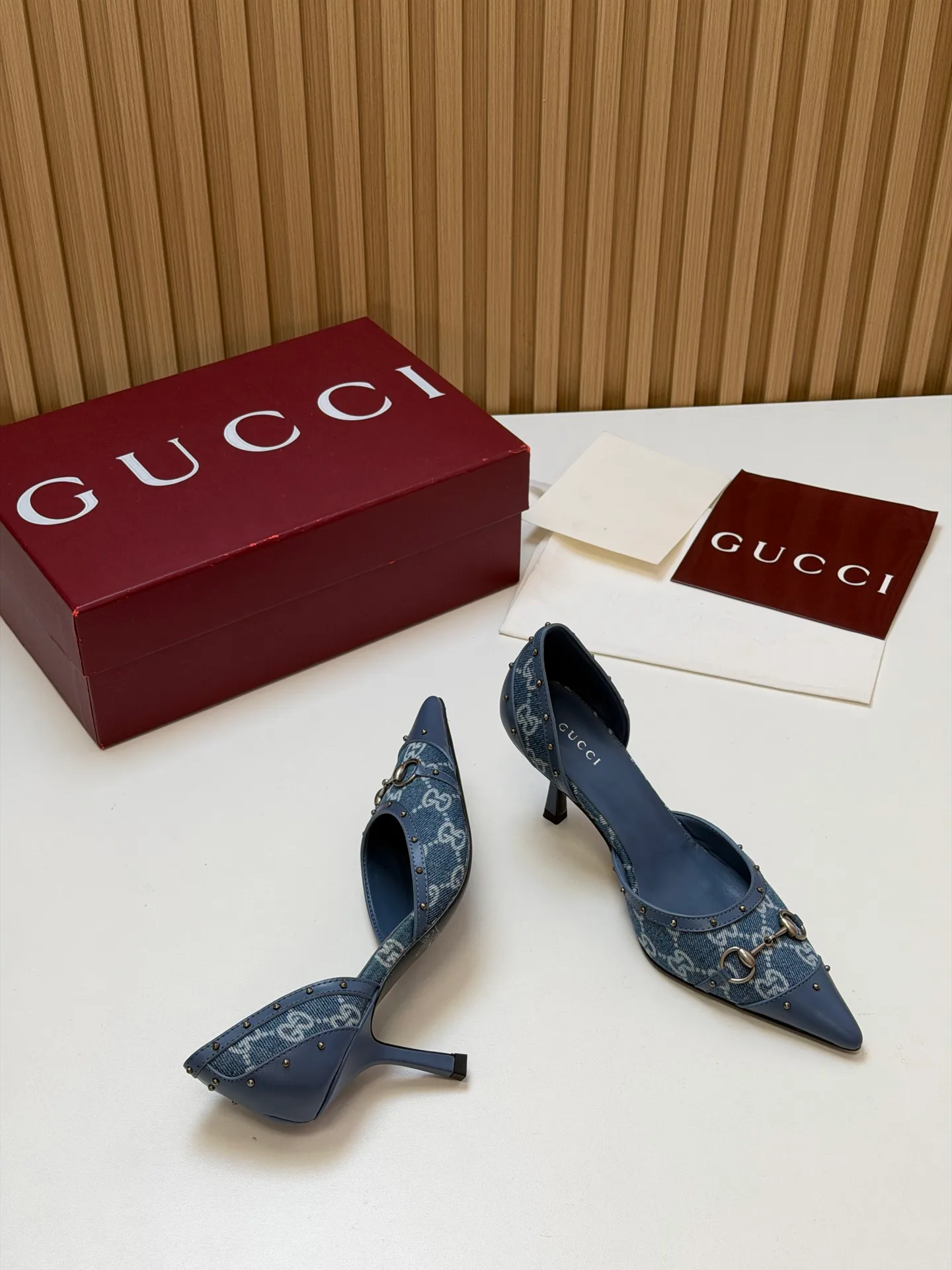 Туфли Женские Gucci 17631685
