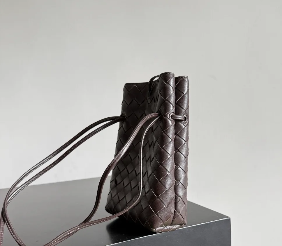 Сумки На Ремне Женские Bottega Veneta 11978390