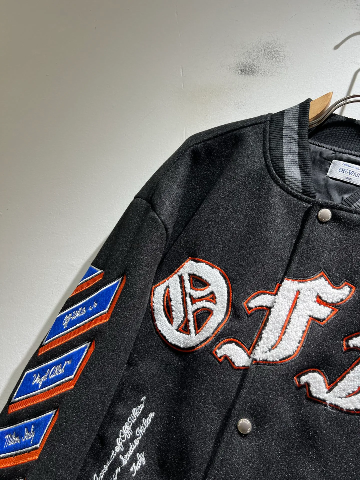 Куртки И Пуховики Мужские Off-White 342801