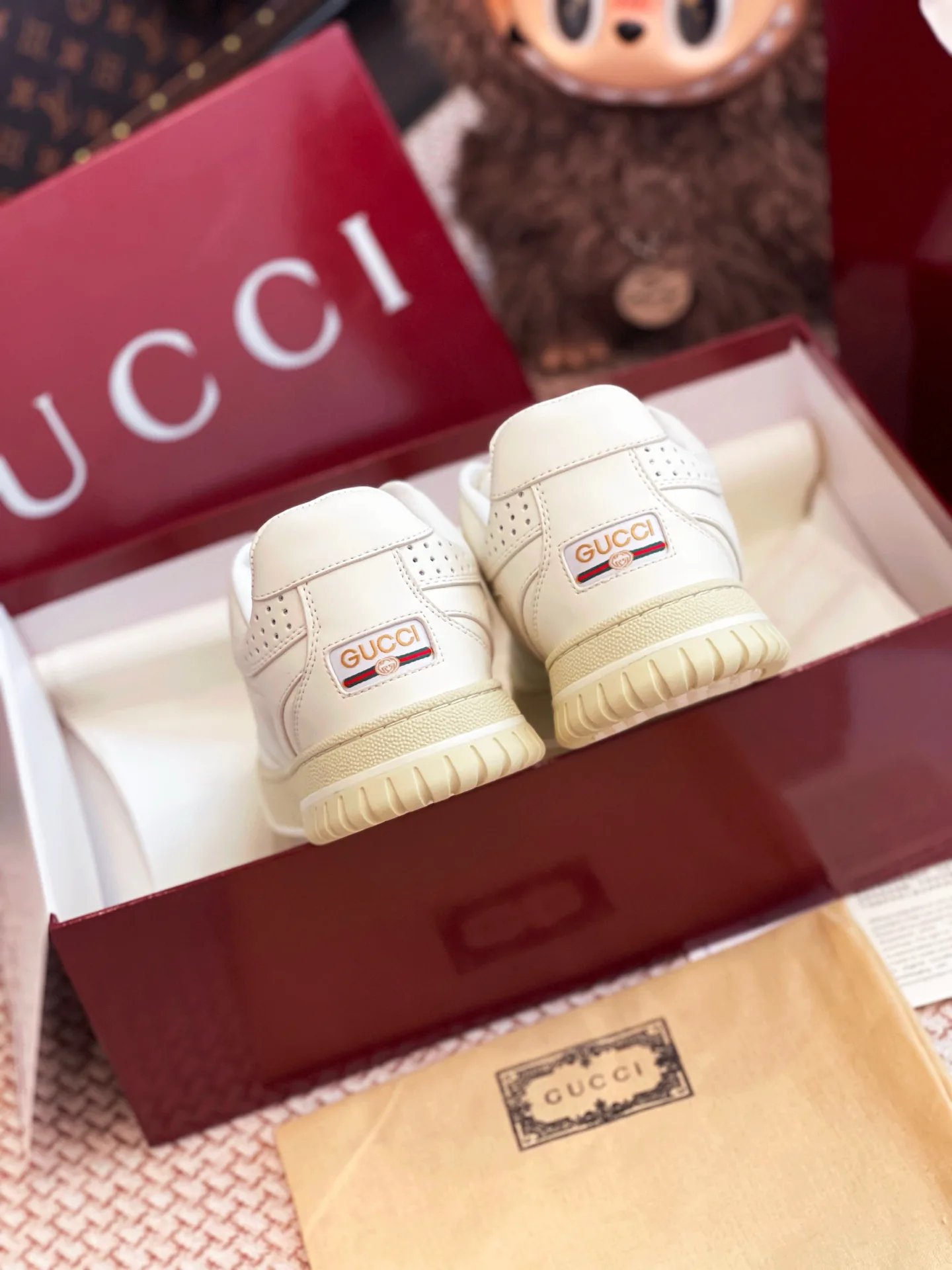 Кроссовки Женские Gucci 10477210