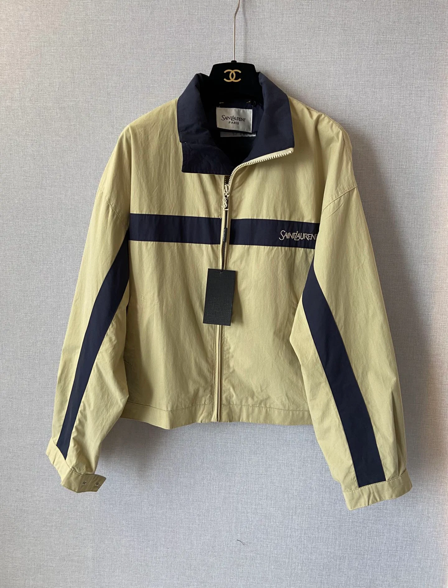 Куртки И Пуховики Женские Saint Laurent 18497050